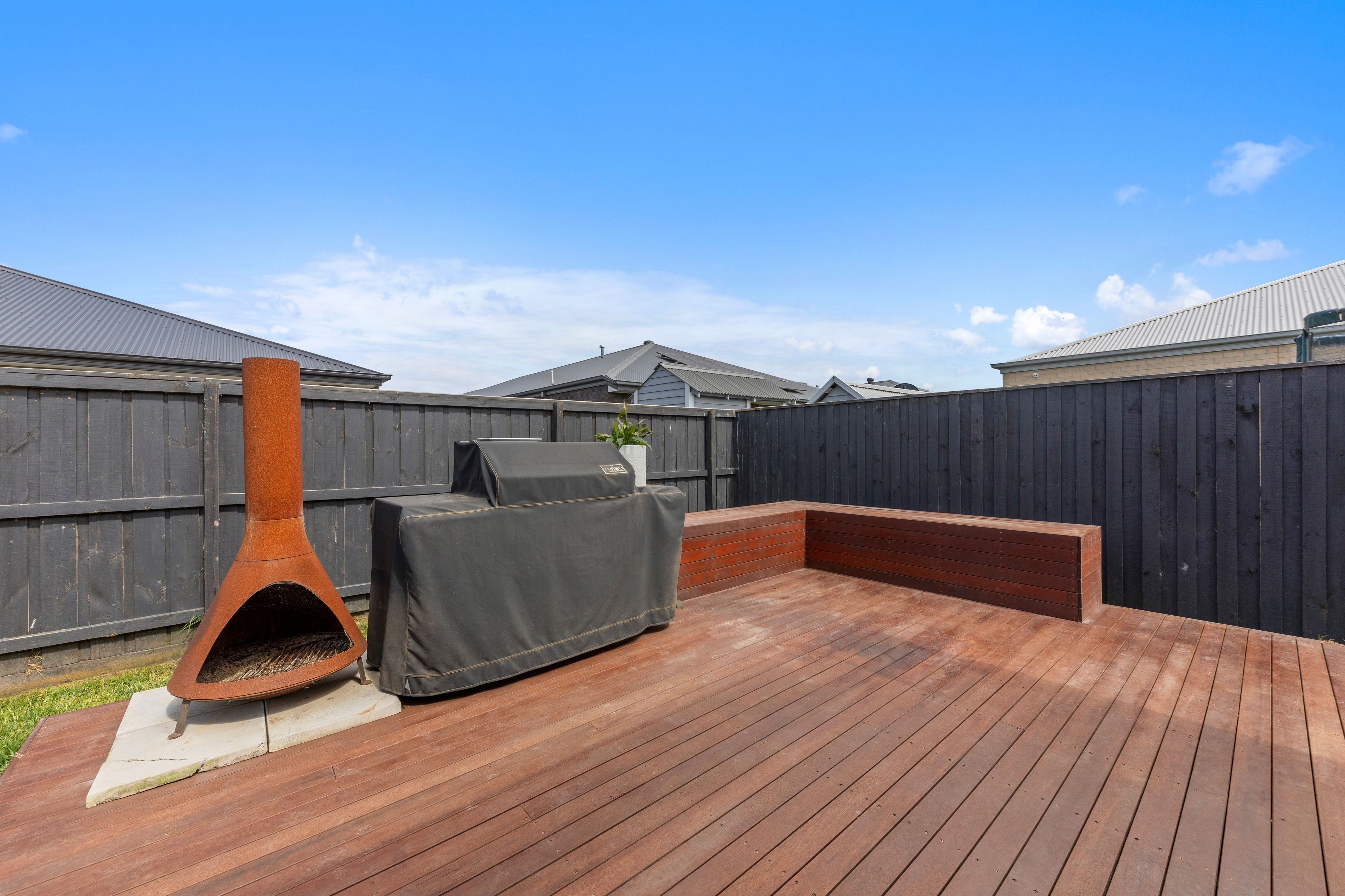 32 Heytesbury Drive — photo 16 of 24