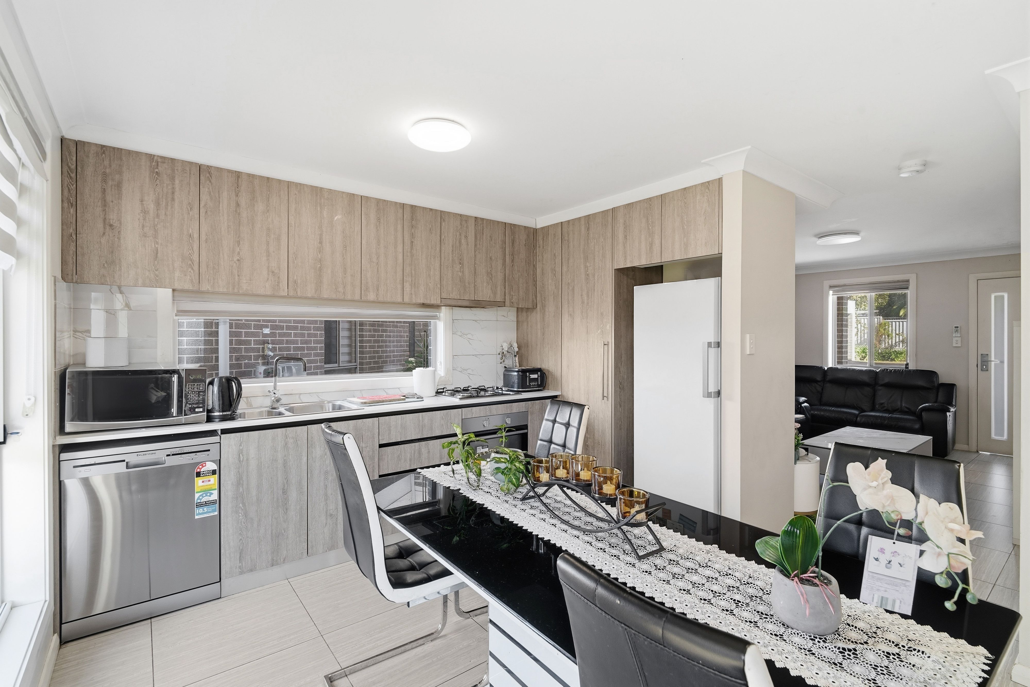 3/73-74 Hobart Street — photo 6 of 19