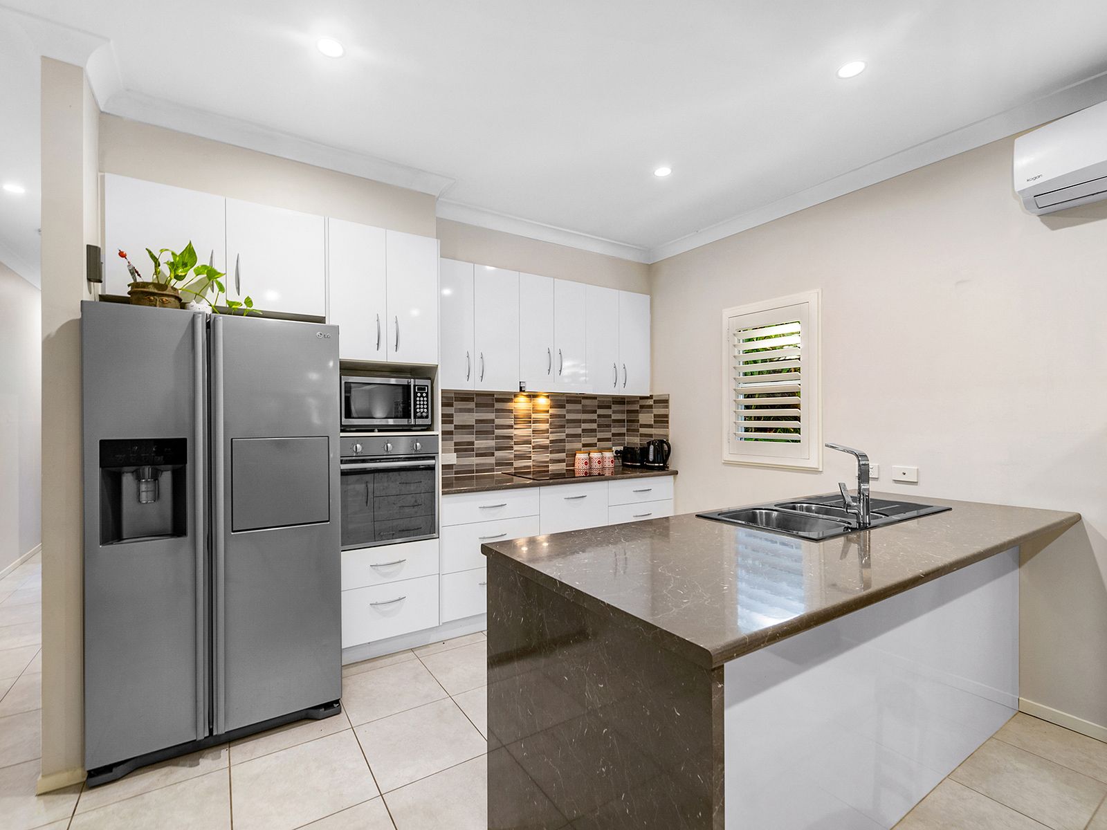 9 Hawthorne Road, Hawthorne, QLD 4171