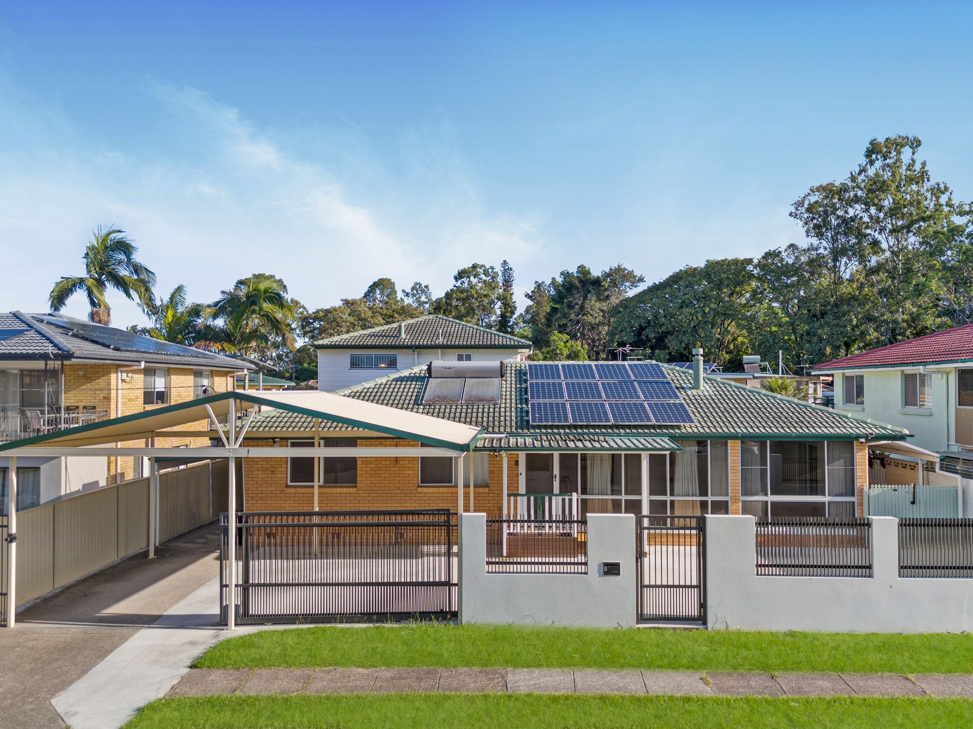 8 Parkway Street, Macgregor, QLD 4109