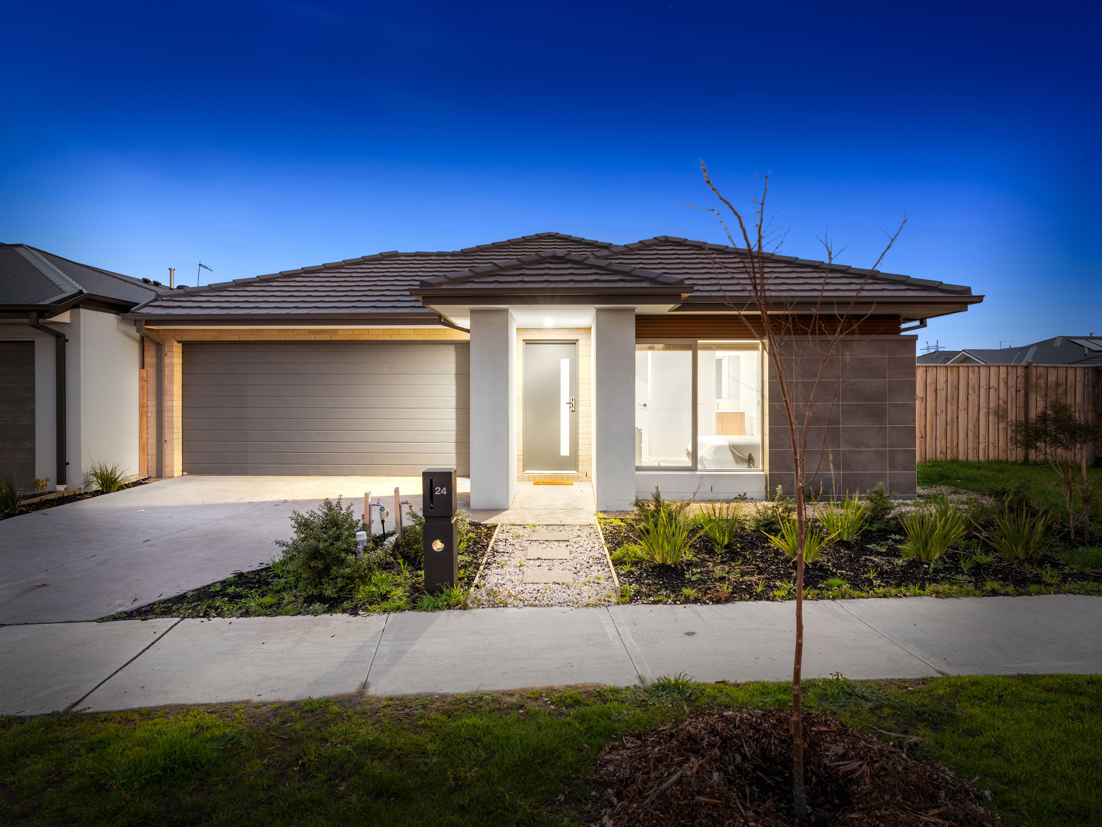 24 Boboli Avenue, Clyde North, VIC 3978