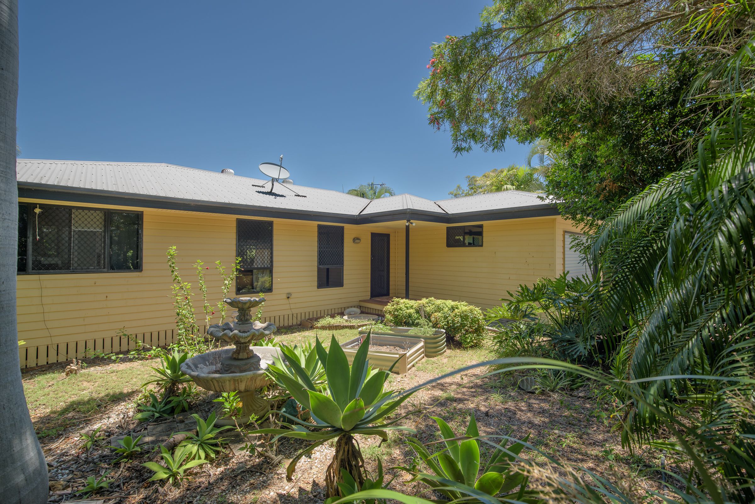 5 Hetherington Street, West Gladstone, QLD 4680