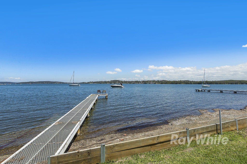 145 Coal Point Road, Coal Point, NSW 2283