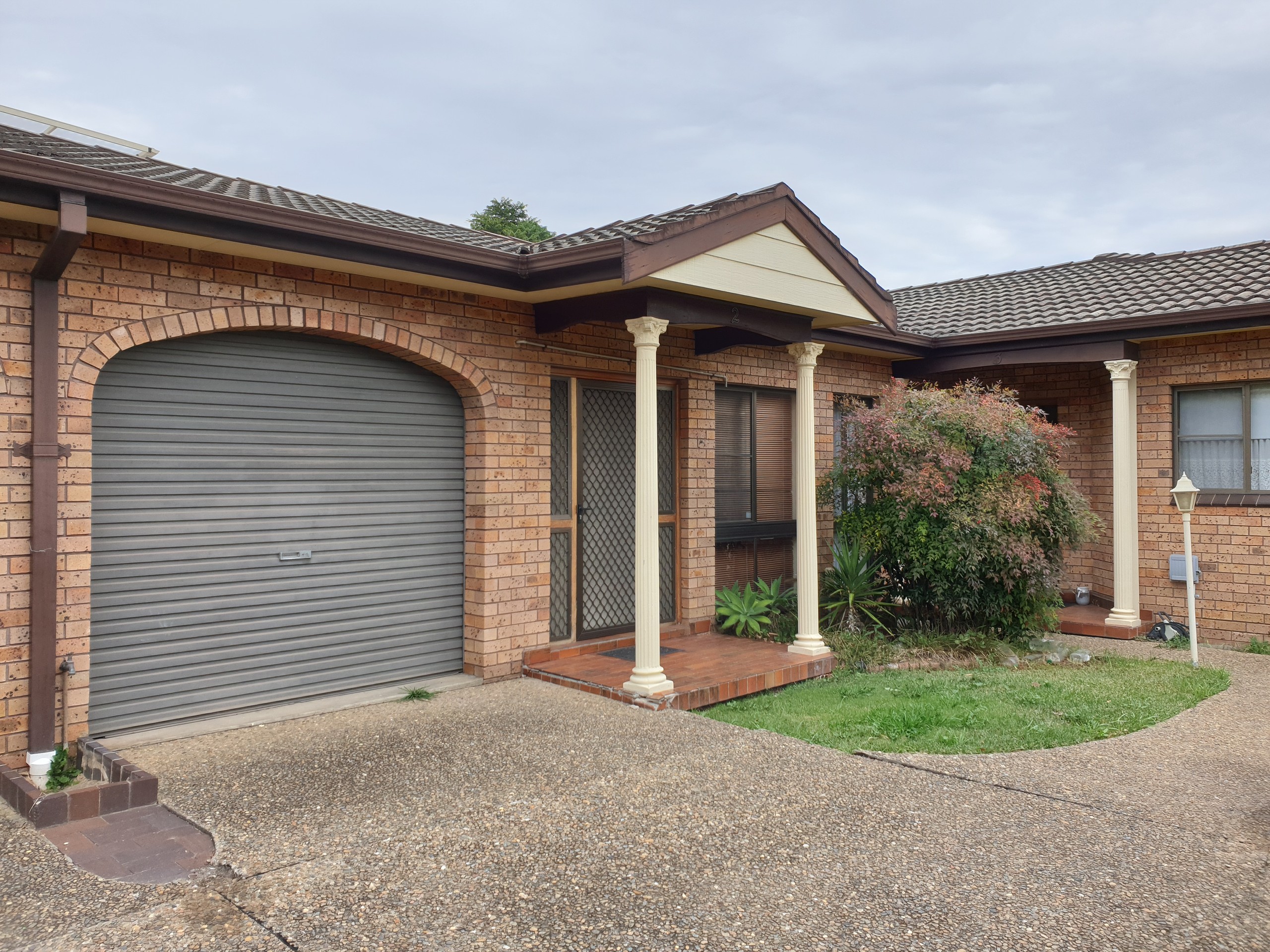 2/43 Clevedon Road, Hurstville, NSW 2220