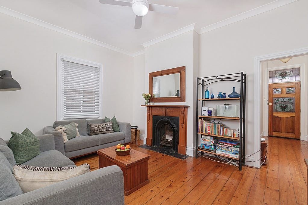 16 Grantham Street, Carlton, NSW 2218