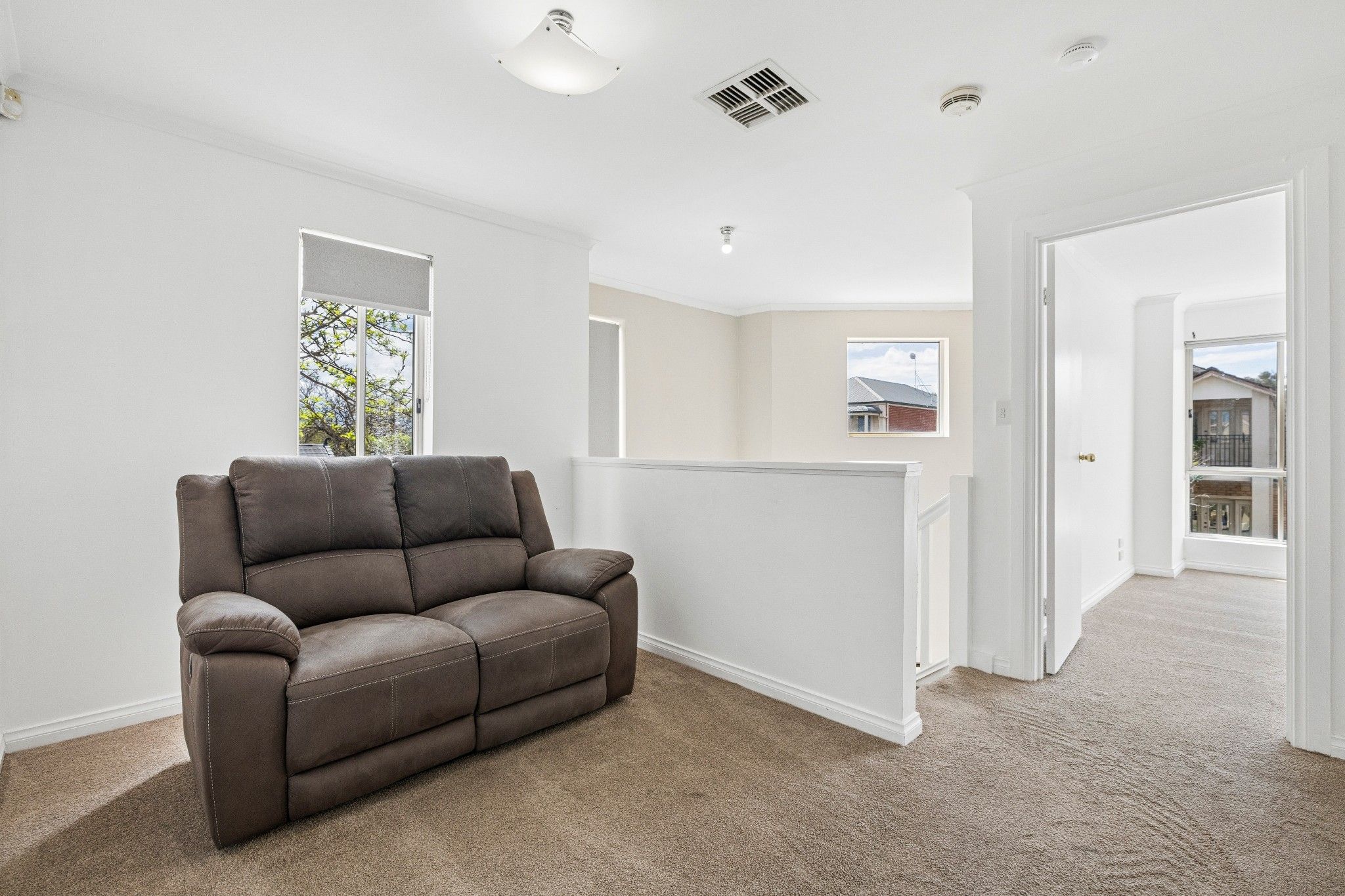 4/23 Parkview Drive — photo 8 of 17