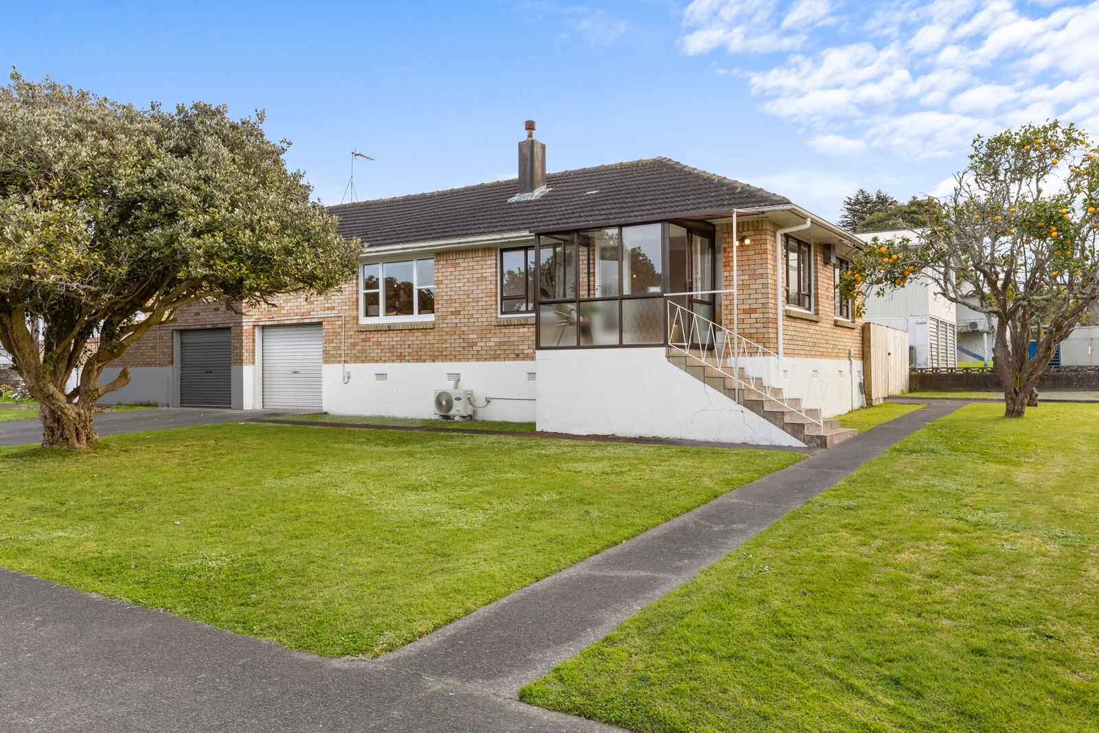 11/17 Kings Road, Panmure, Auckland City