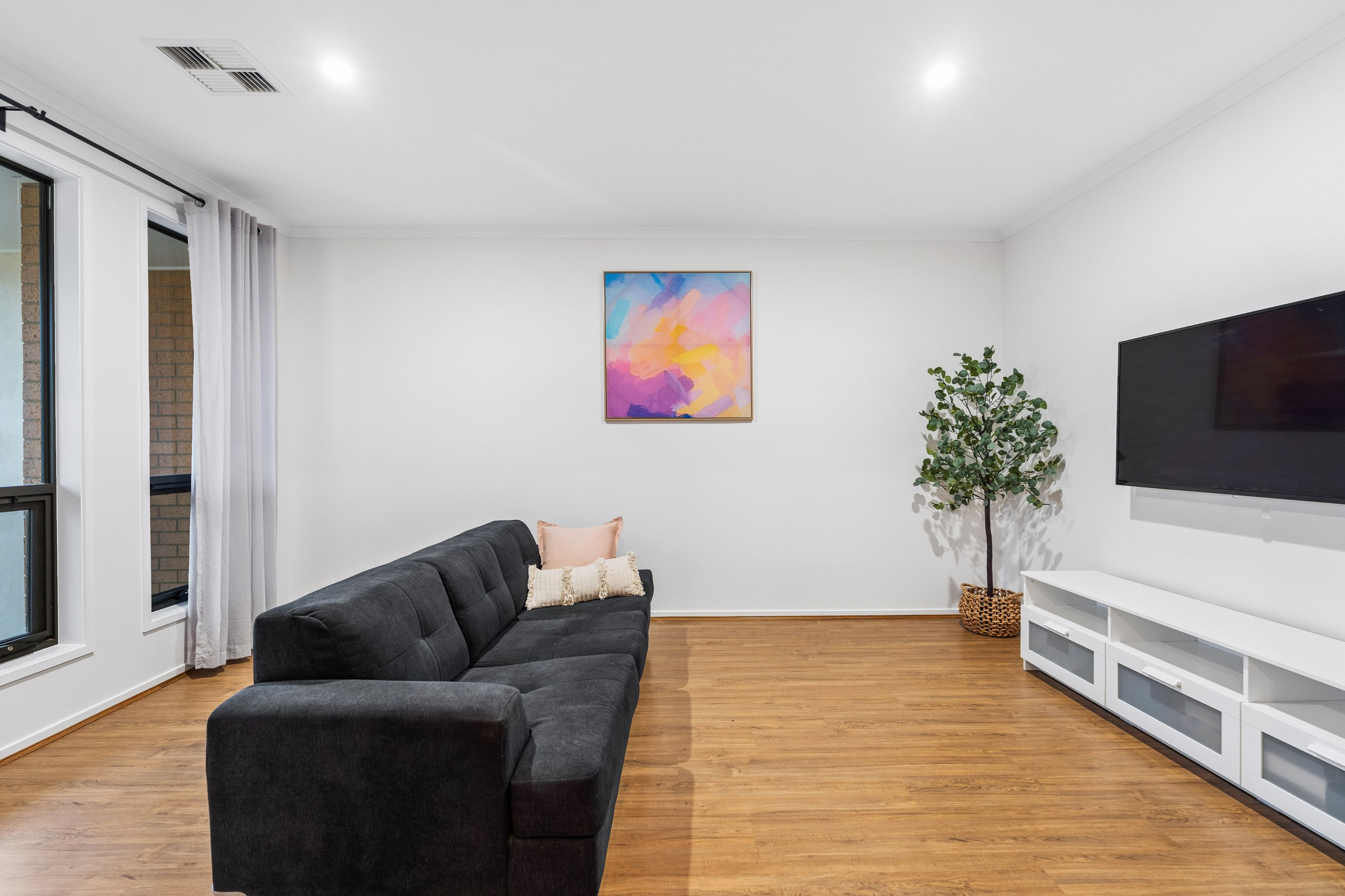 23 Macquarie Parade — photo 17 of 28