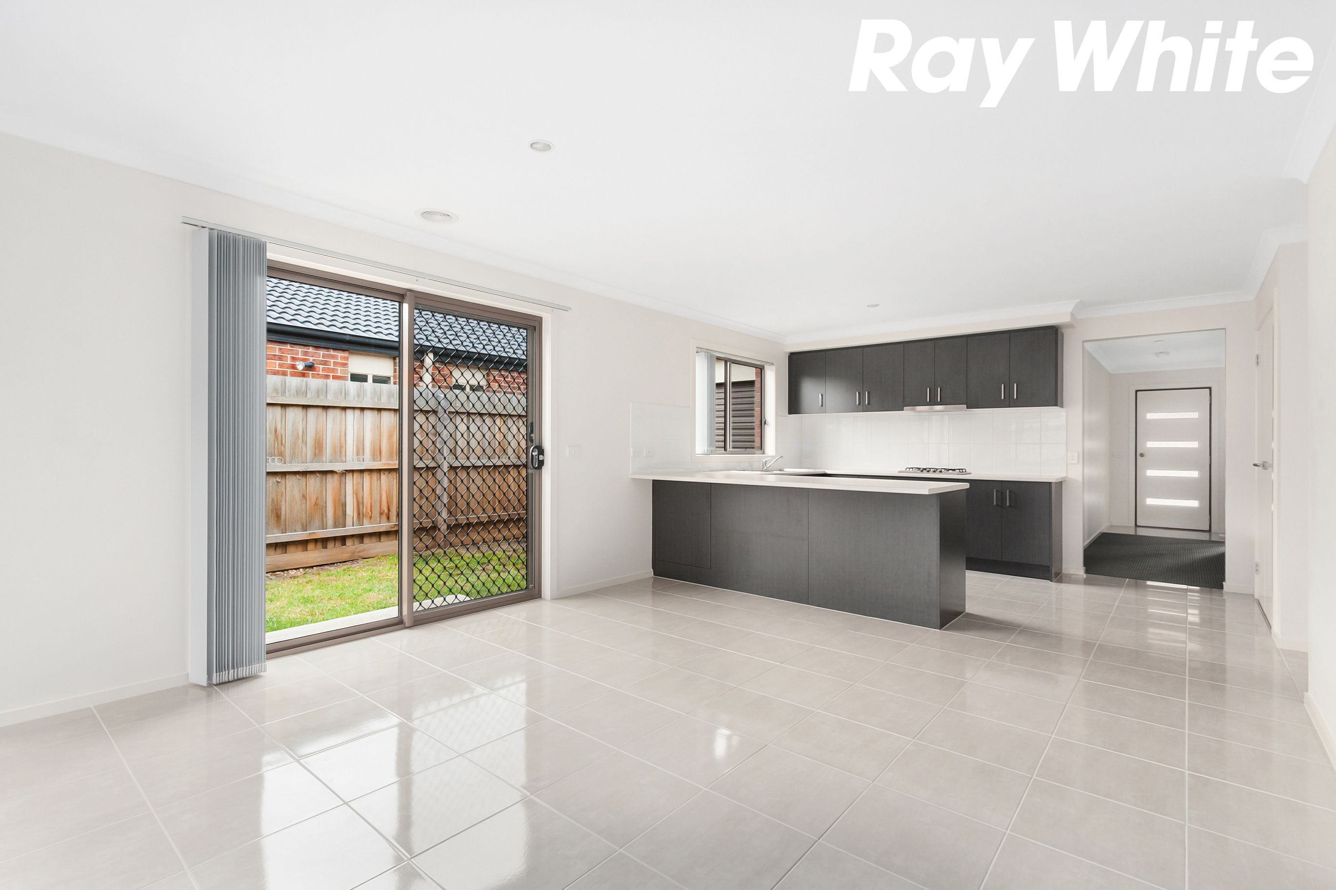 111 Henry Road, Pakenham, VIC 3810