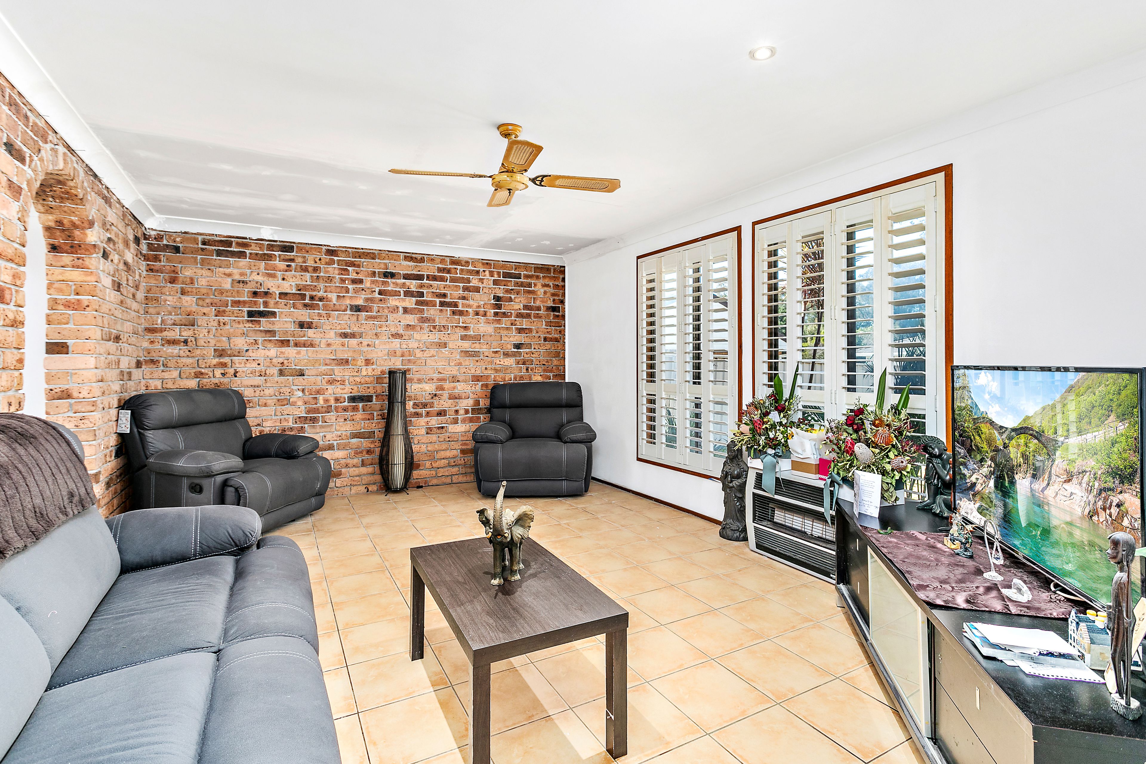 12 Ocean Beach Drive, Shellharbour, NSW 2529