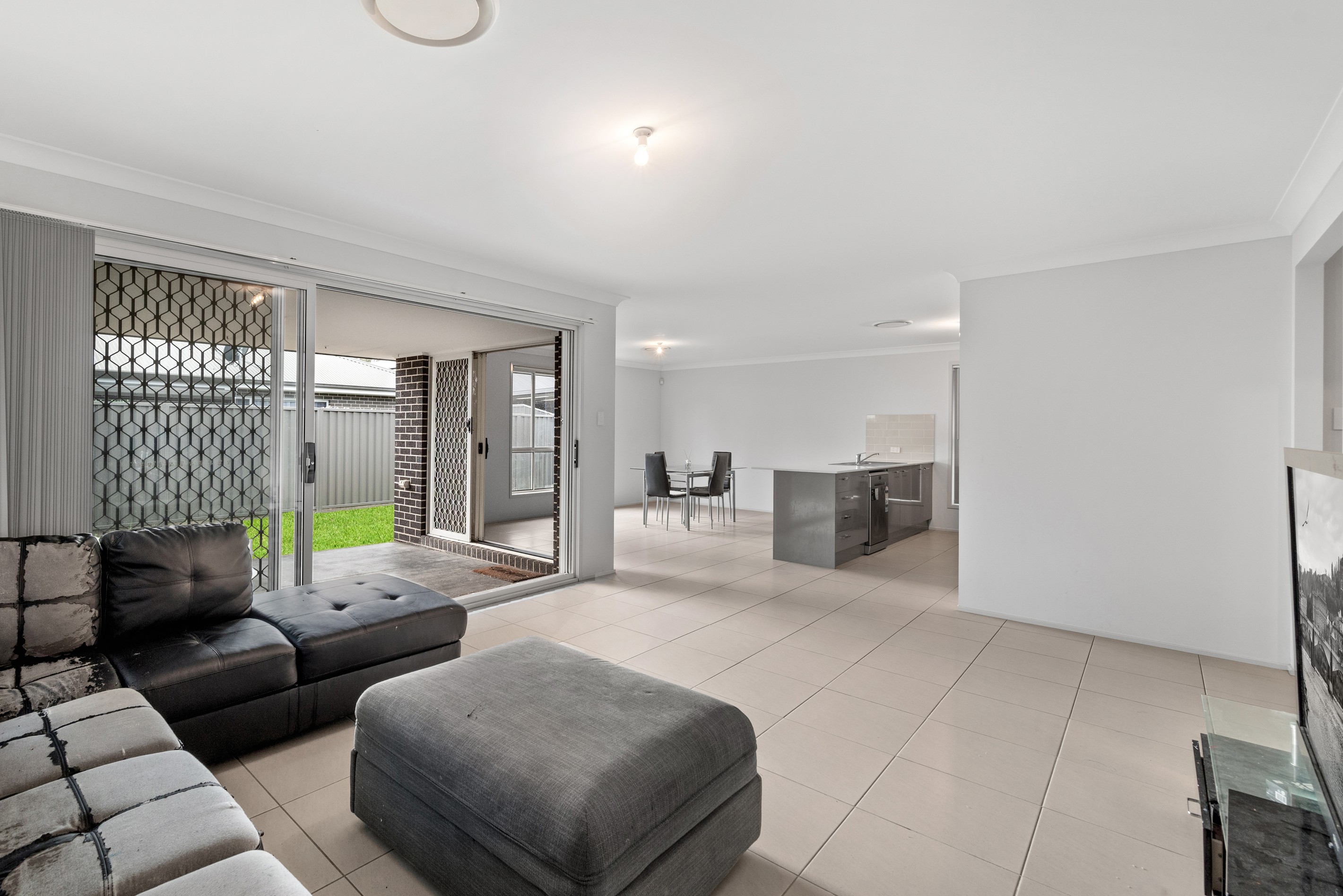 14 Garnsey Way, Oran Park, NSW 2570