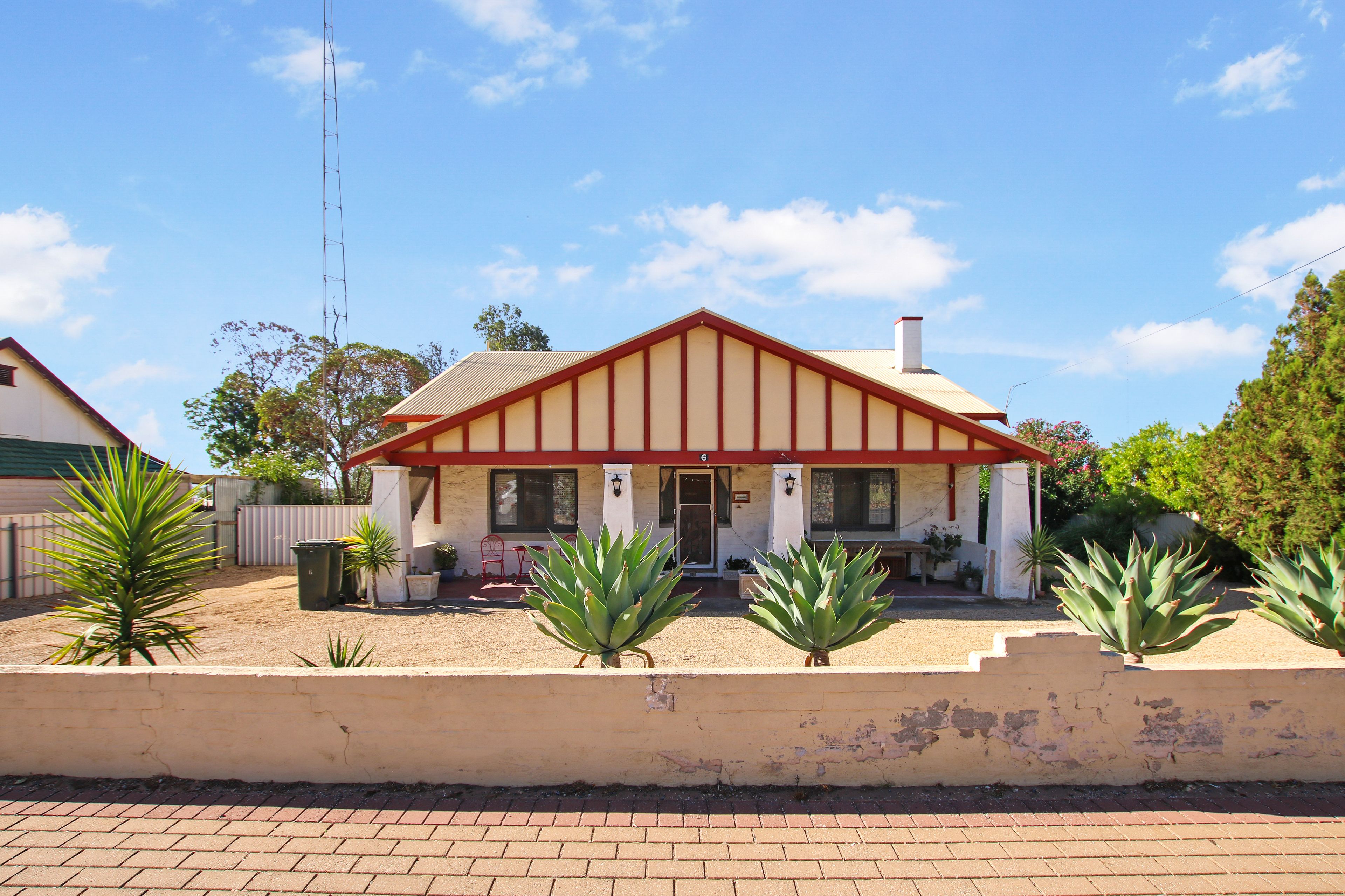 6 Lawrie Terrace, Waikerie SA 5330