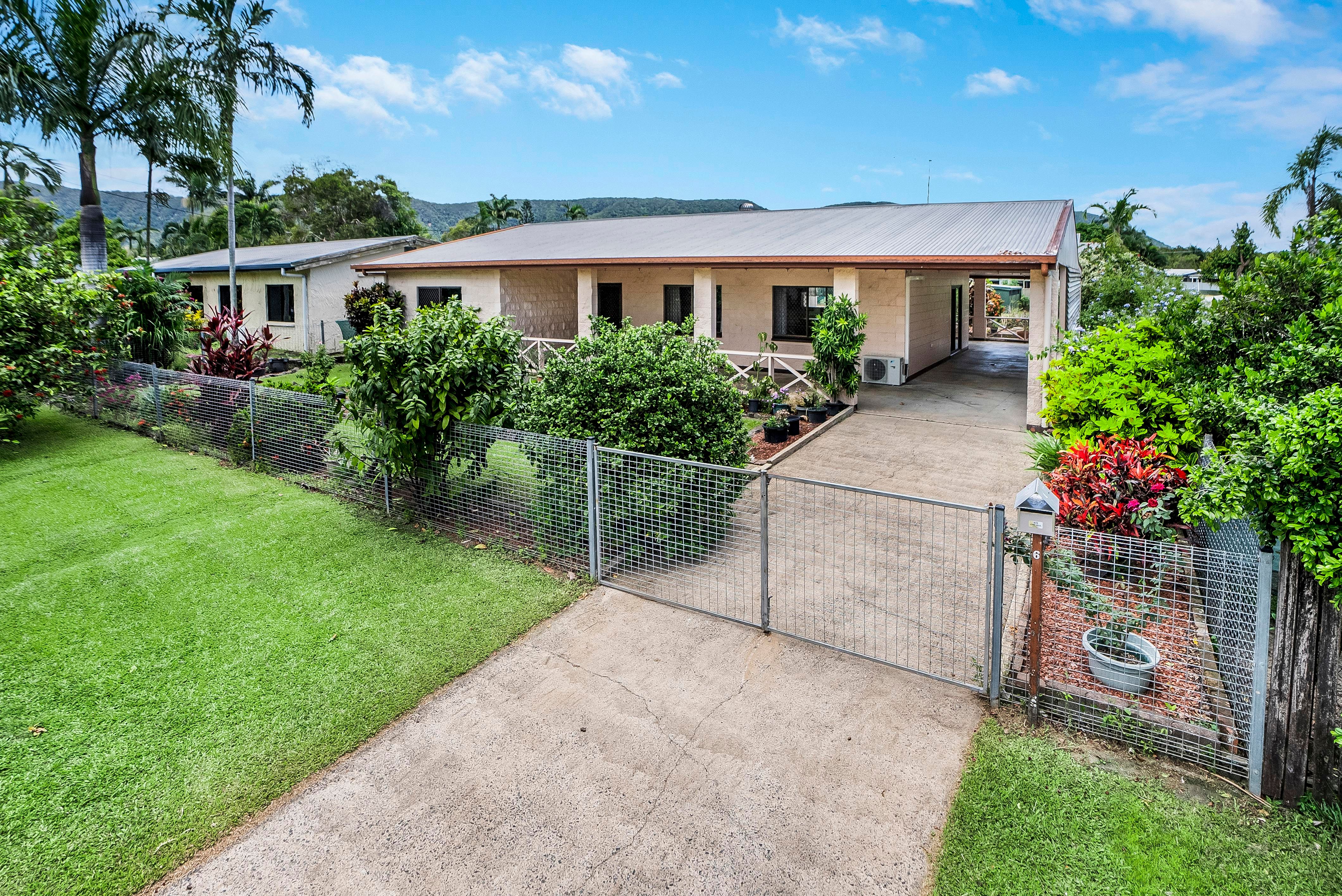 6 Maurice Street, Kewarra Beach, QLD 4879