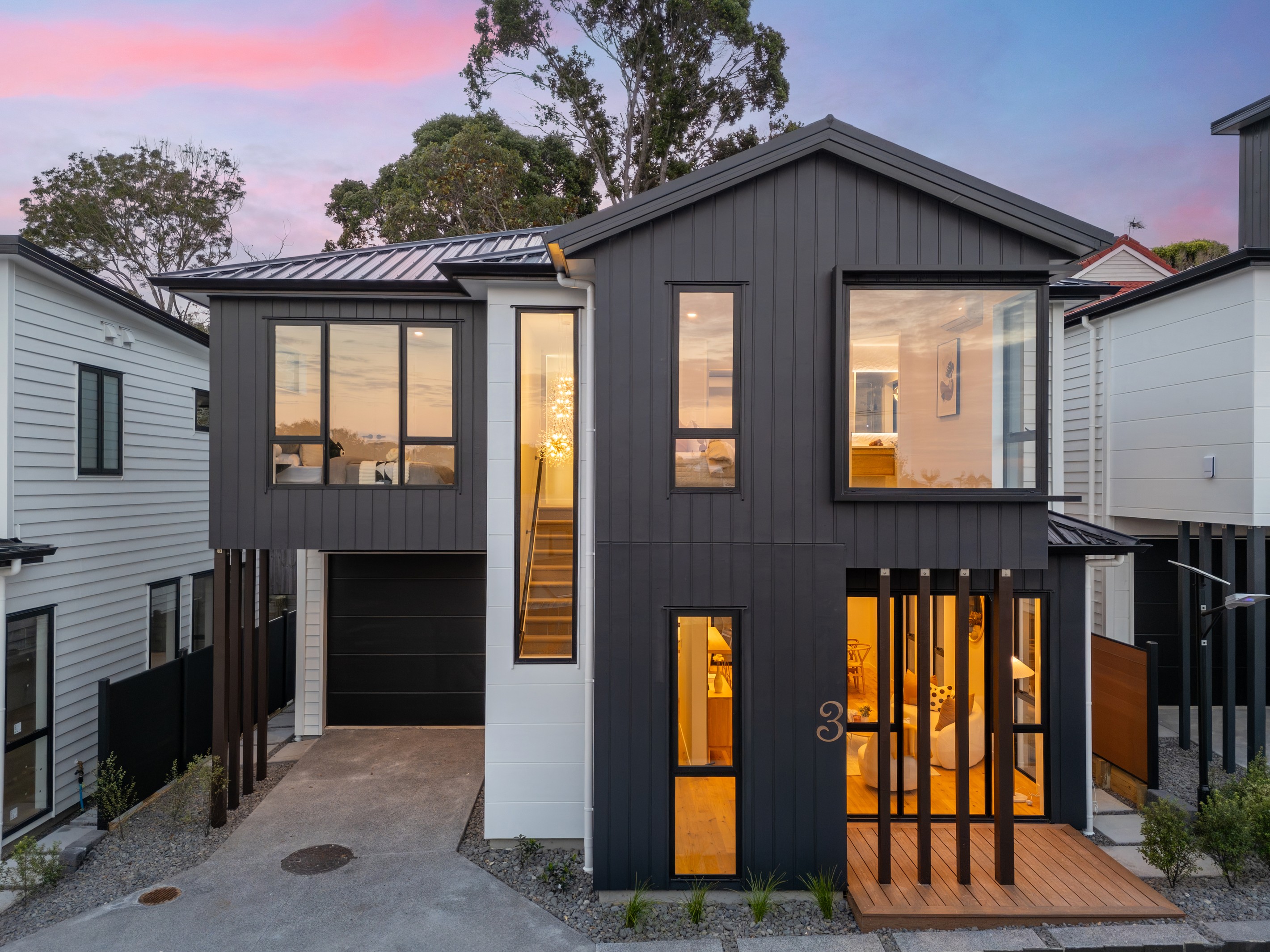 9/8 Park Rise, Campbells Bay, North Shore City