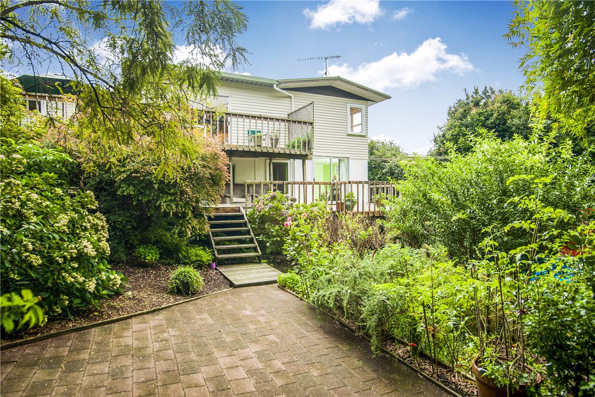3 Halberg Street, Glenfield, North Shore City
