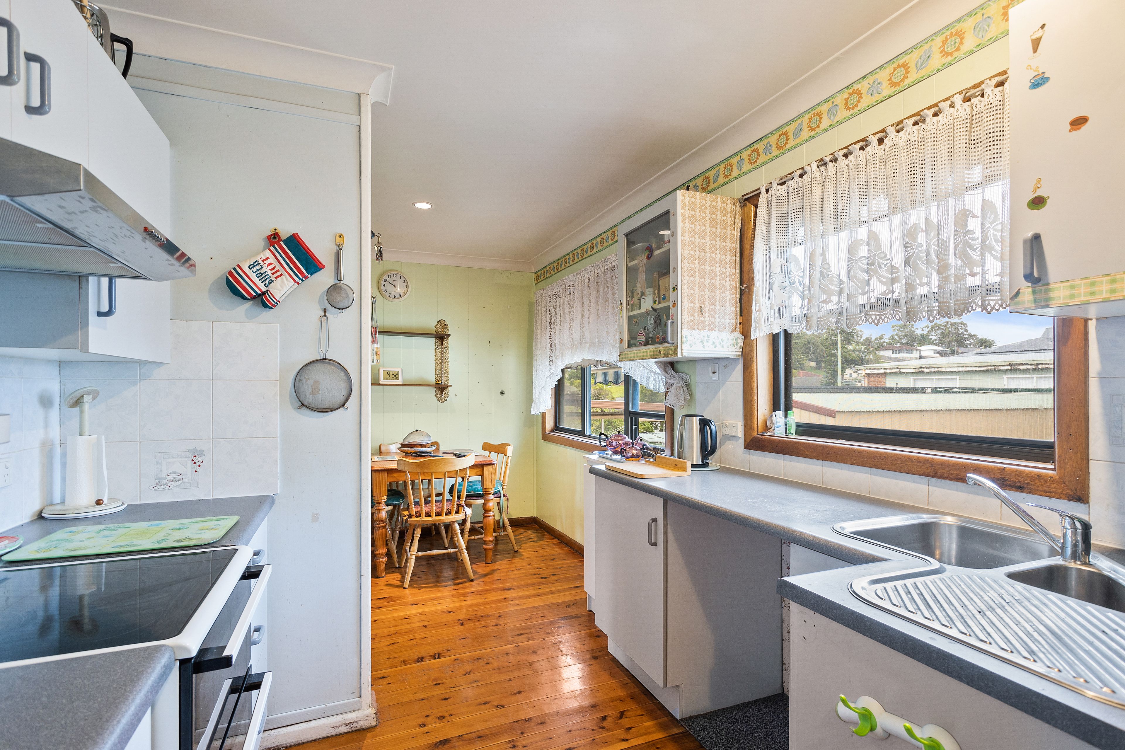522 Northcliffe Drive, Berkeley, NSW 2506