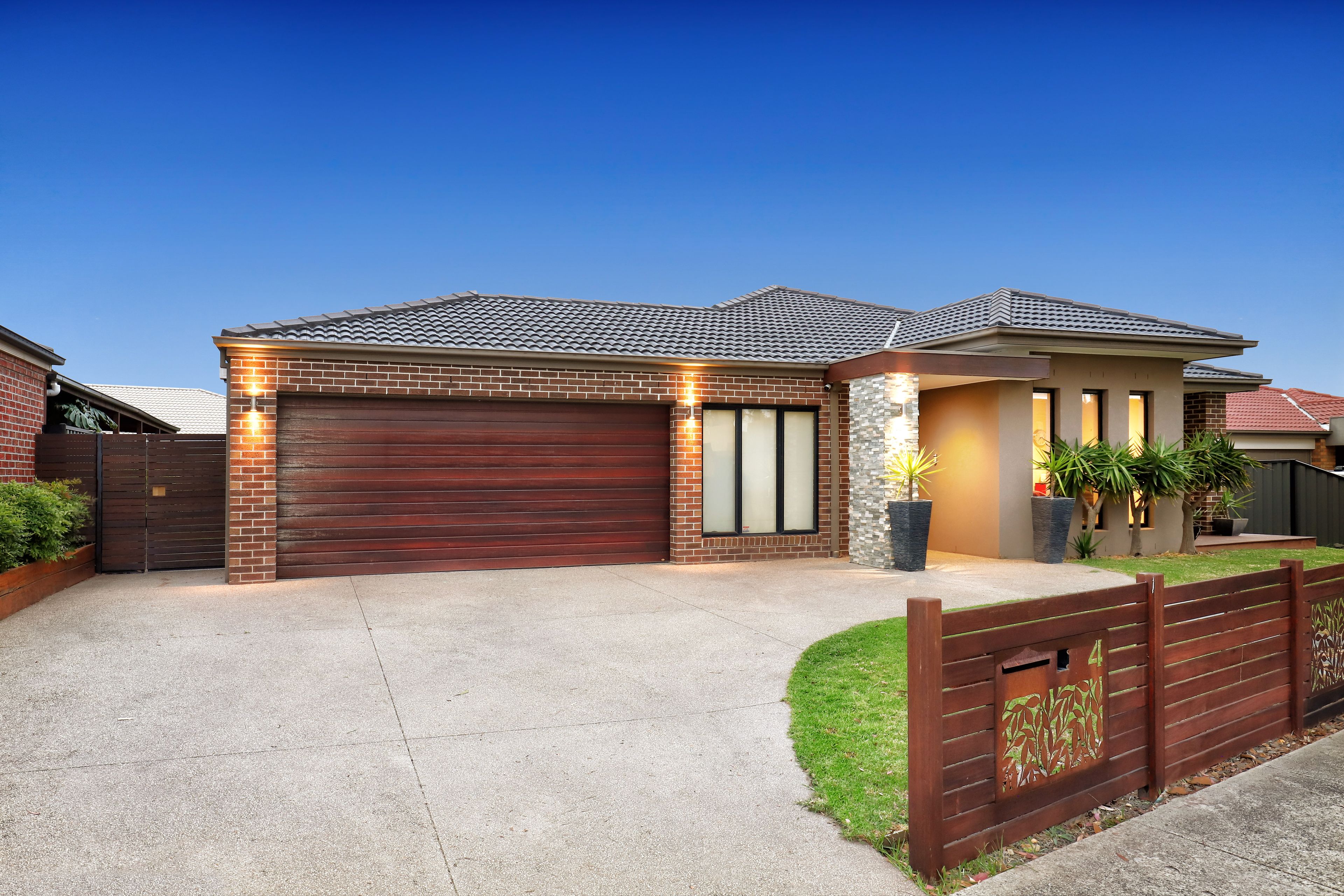 4 Kalorama Street, Greenvale, VIC 3059