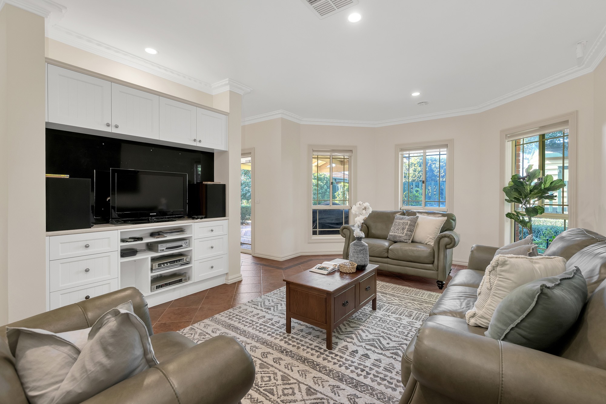 120 Wattle Avenue, Werribee, VIC 3030