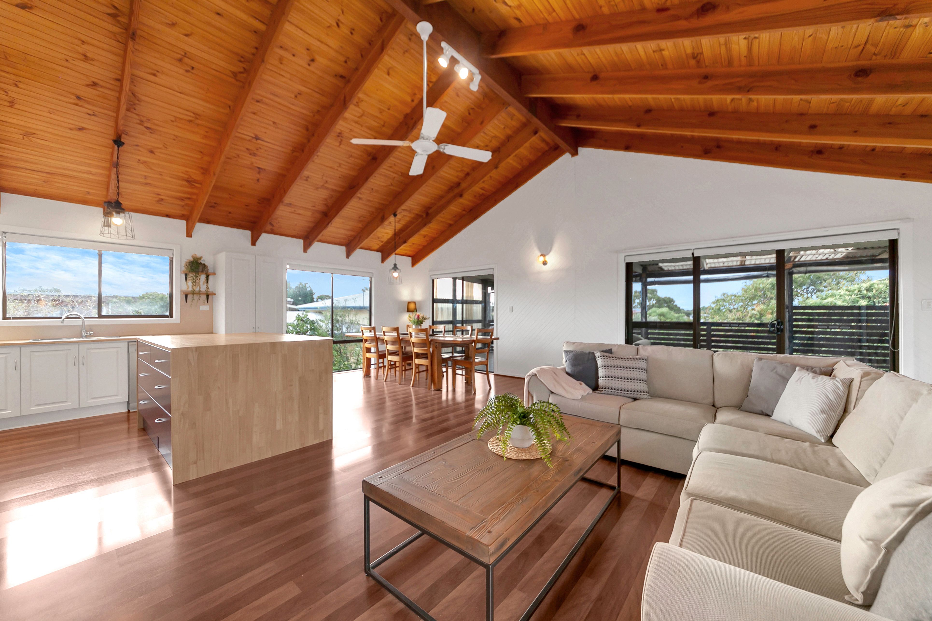 36 Helen Street, Cowes VIC 3922