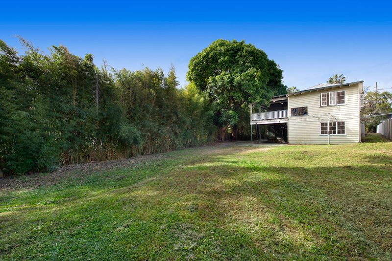 18 Doncaster Street, Hendra, QLD 4011