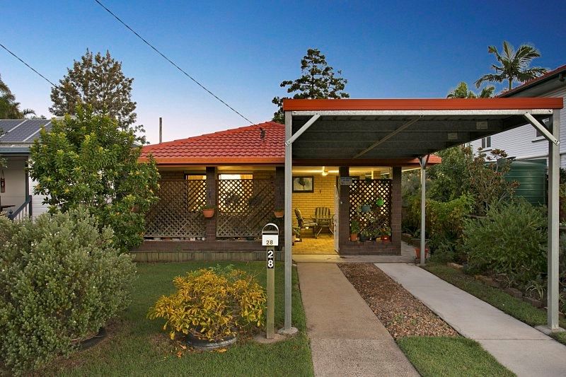 28 Price Street, Oxley QLD 4075