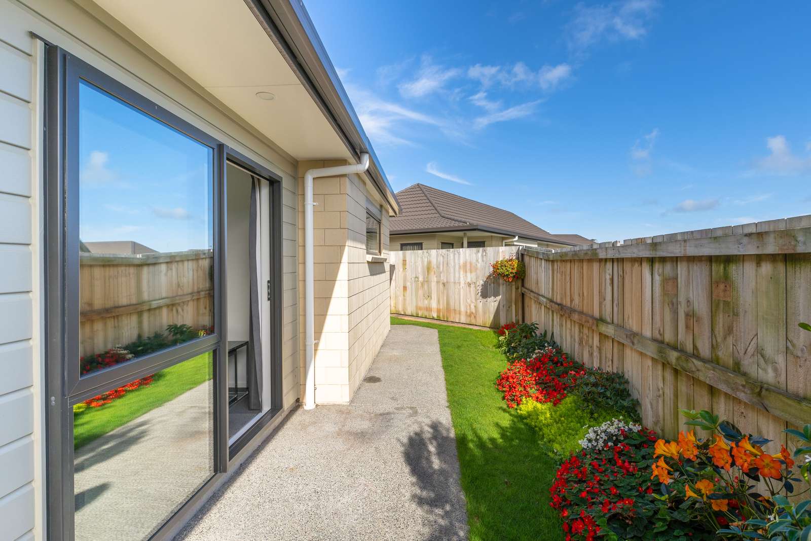 27/3 Grove, Paraparaumu, Kapiti Coast District Real Estate