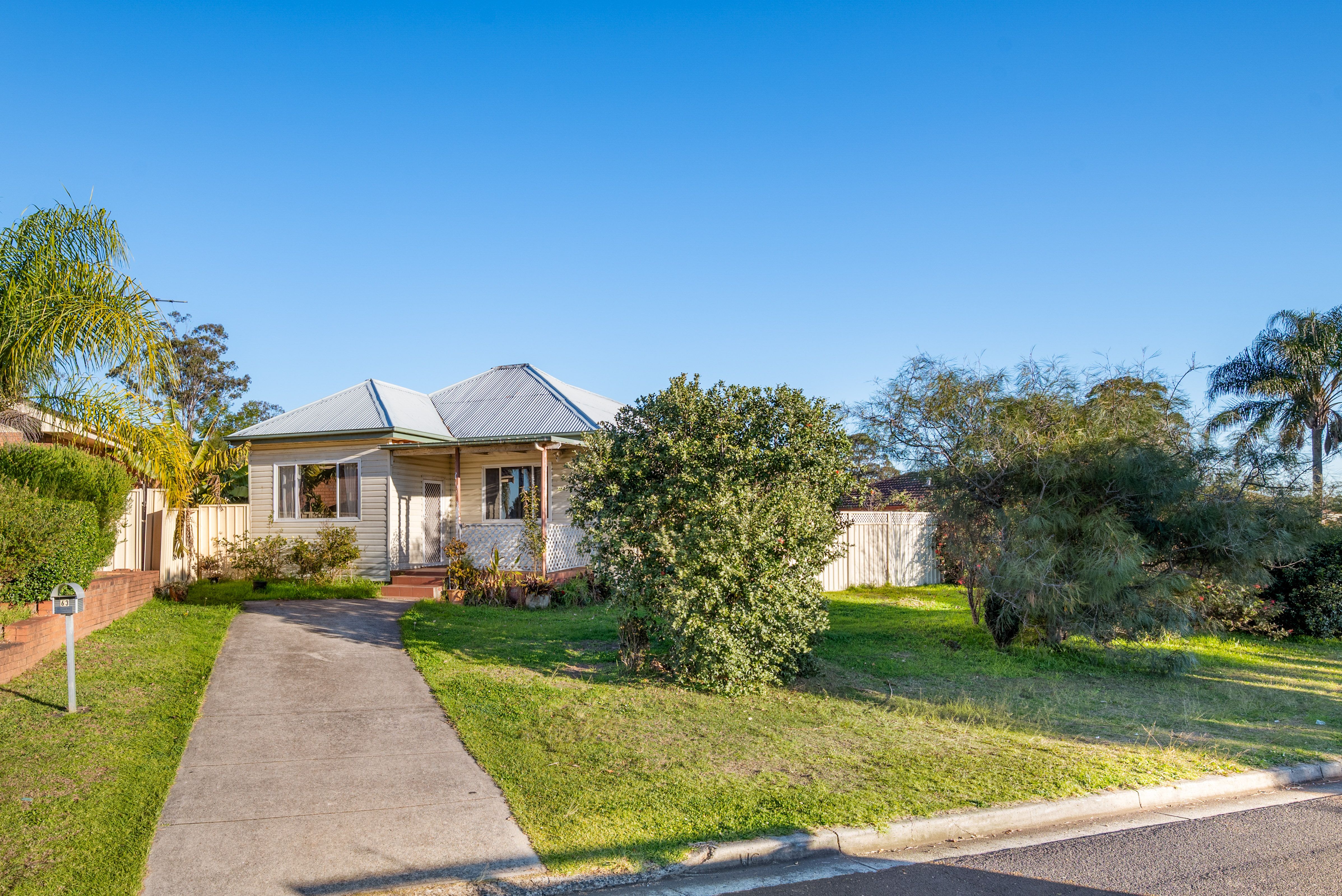 63 Lantana Street, Macquarie Fields, NSW 2564