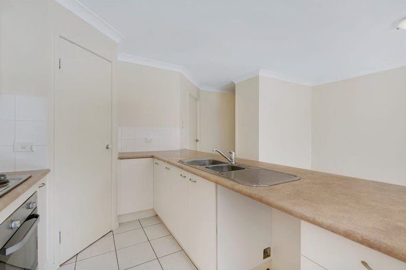 13 Mitchum Way, Crestmead, QLD 4132