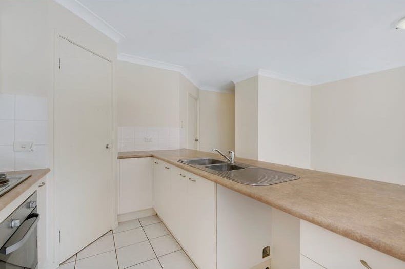 13 Mitchum Way, Crestmead, QLD 4132