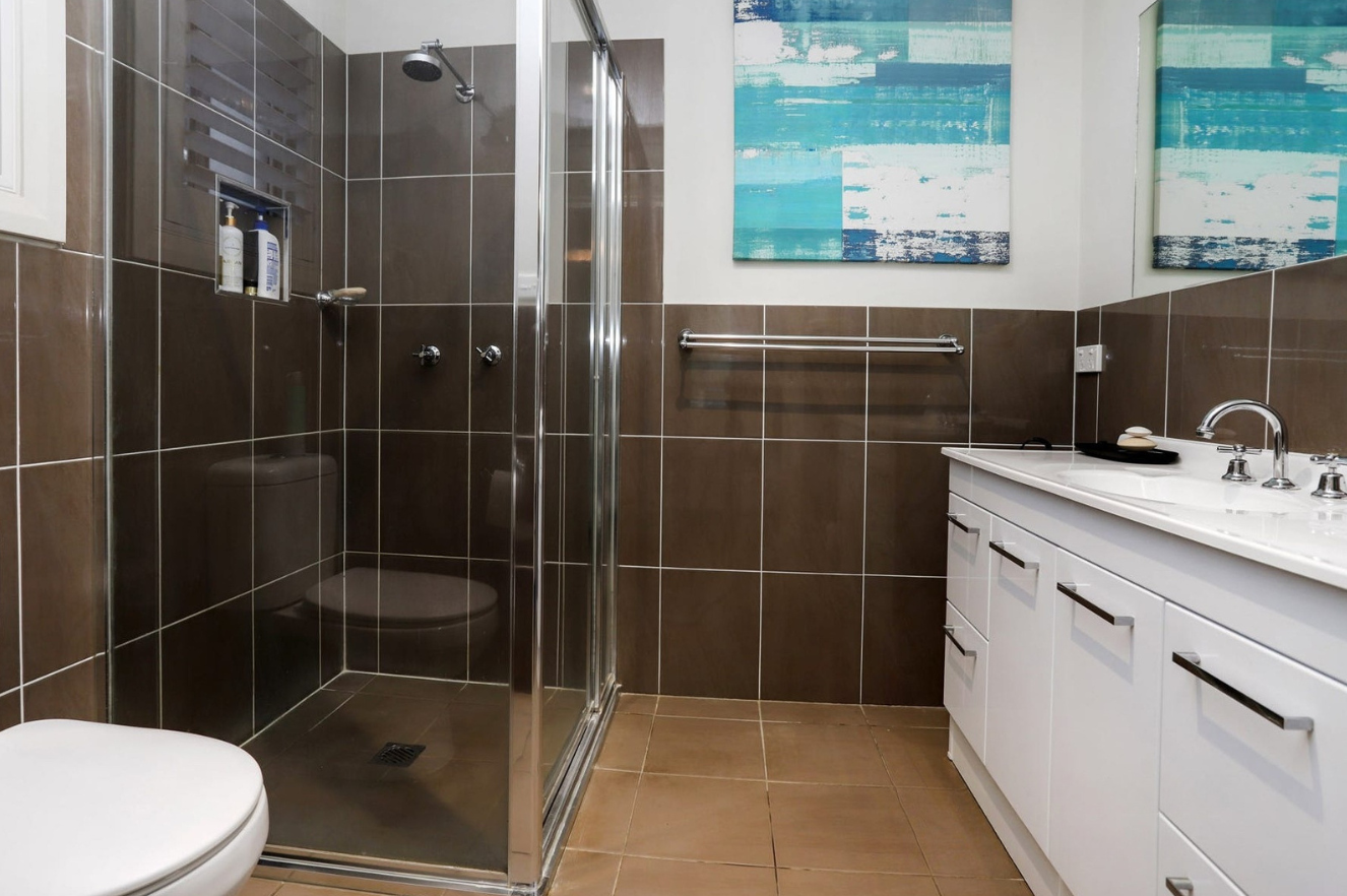 43 Moluccana Crescent — photo 8 of 14