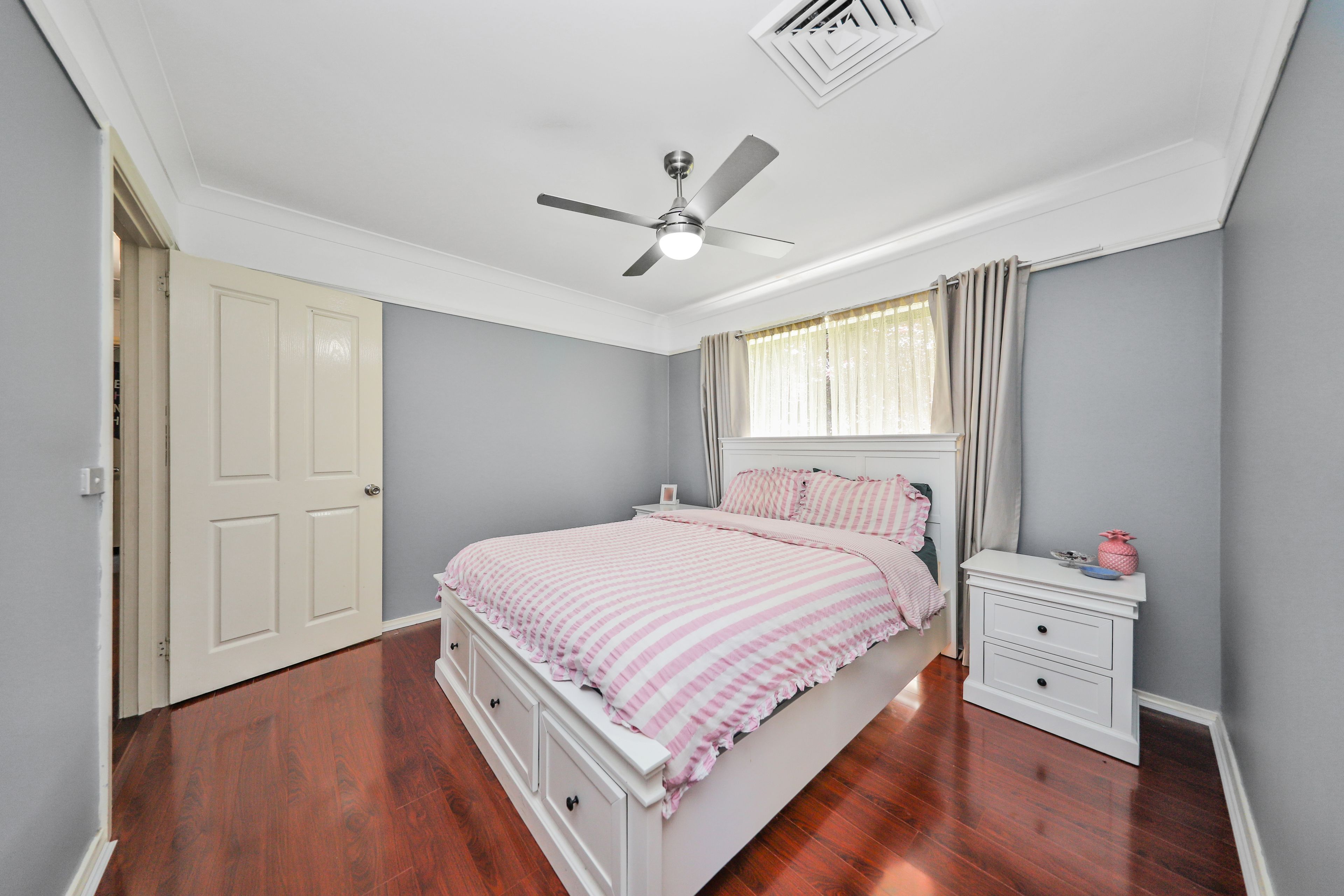 8 Bundara Crescent — photo 9 of 24