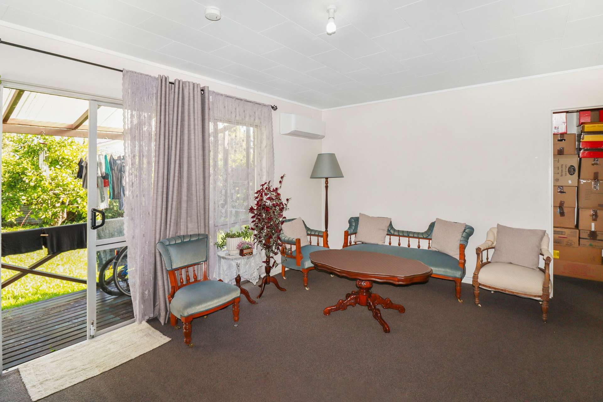 1/40 Blacklock Avenue photo 2