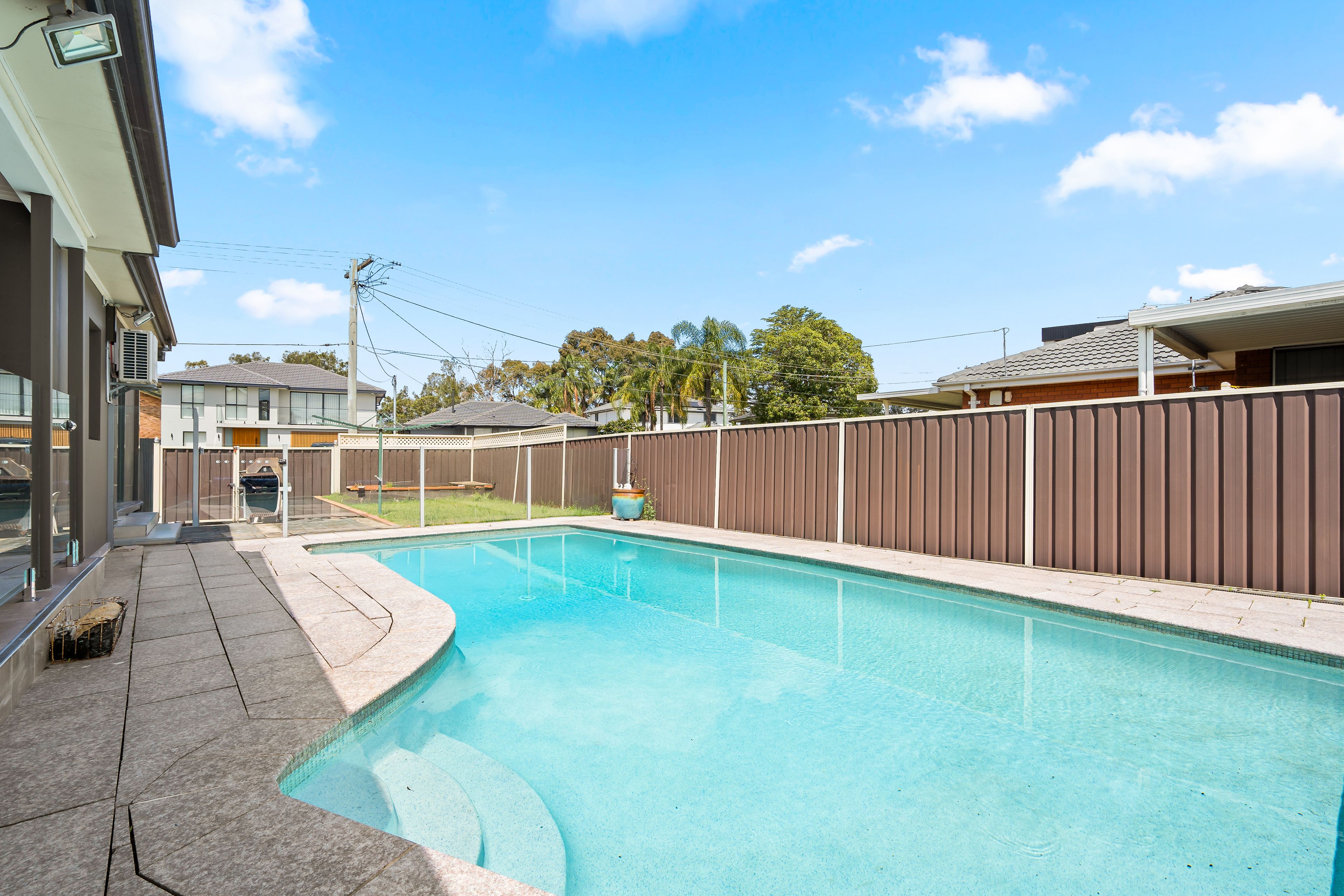 9 Jupiter Street — photo 11 of 12