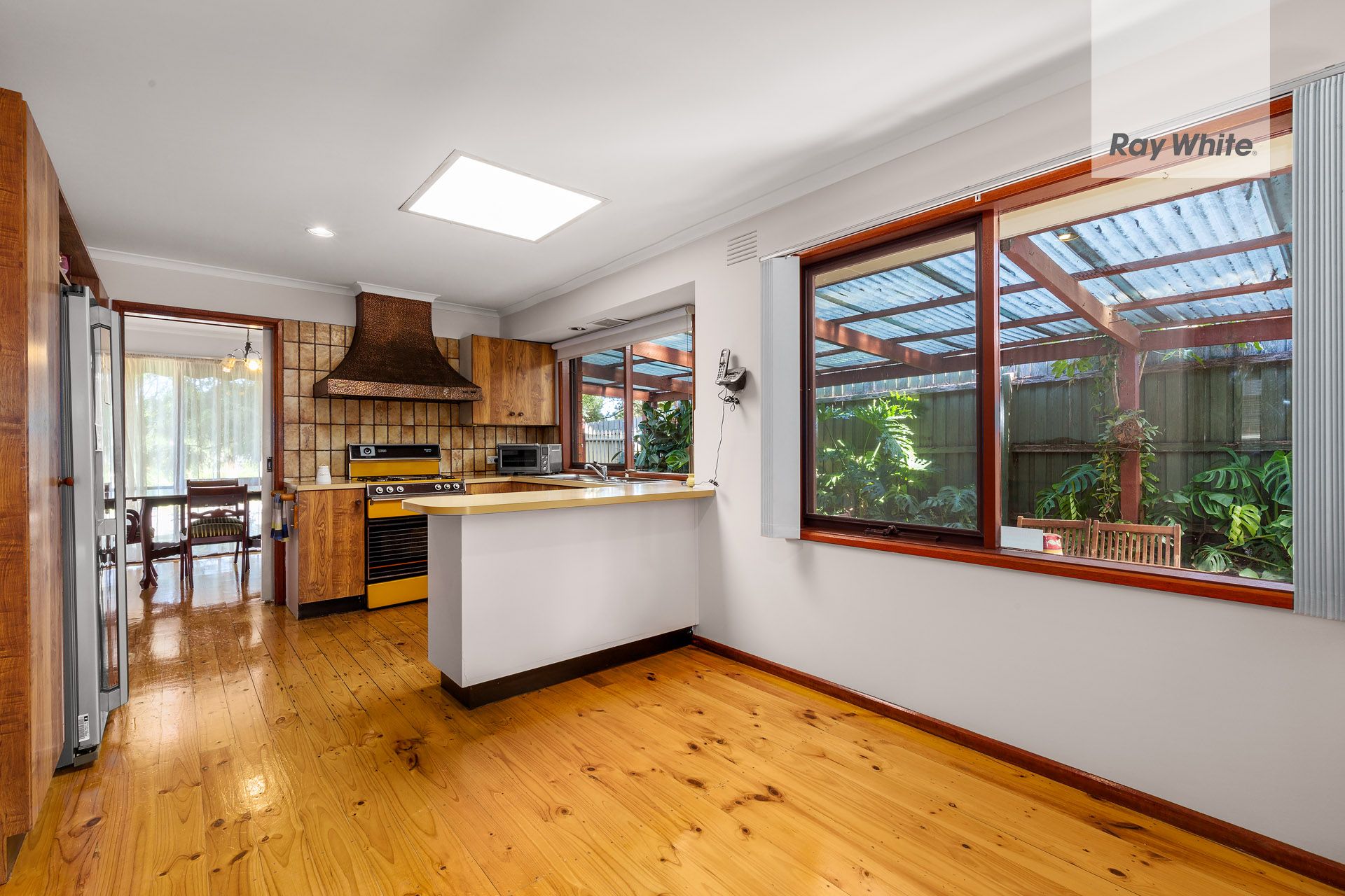 4 Flemington Drive, Mill Park, VIC 3082