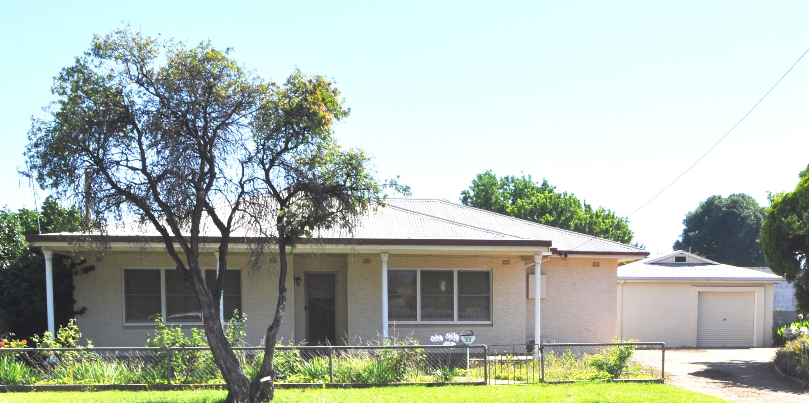 53 Temora Street