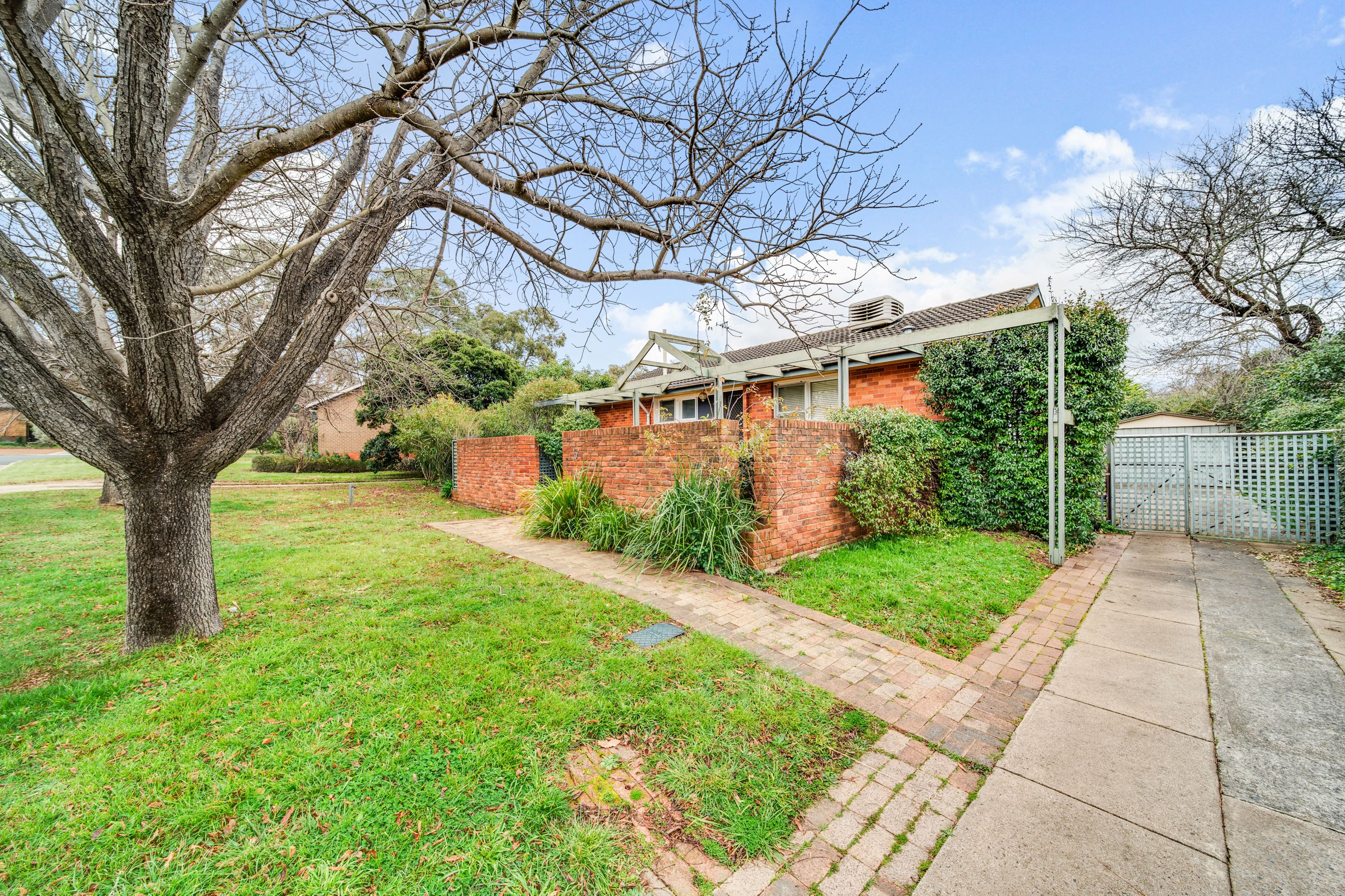 3 Crowther Place, Curtin, ACT 2605