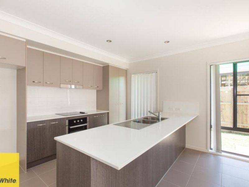 33 Tribeca Circuit, Coomera, QLD 4209