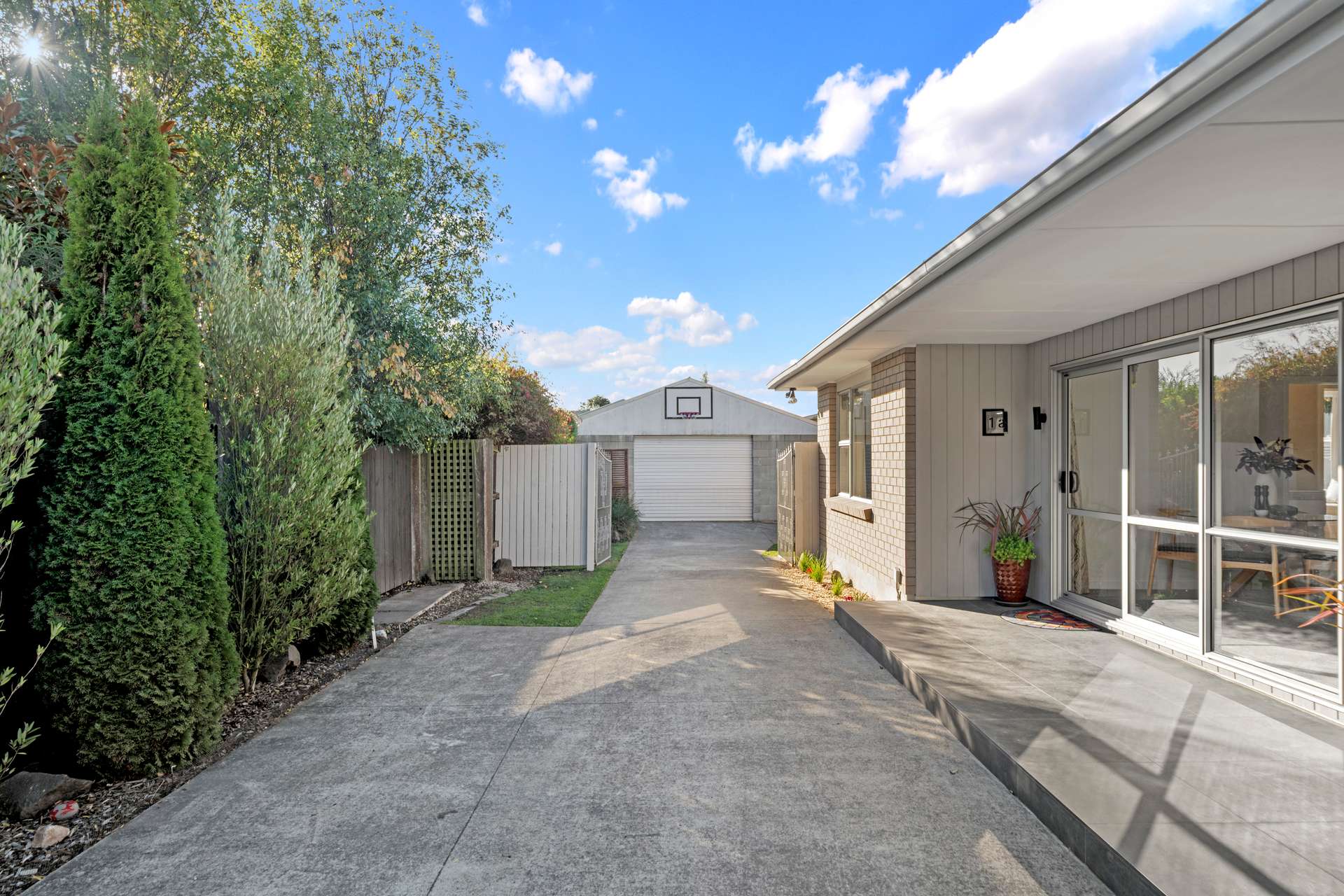 1A Leonard Place photo 20