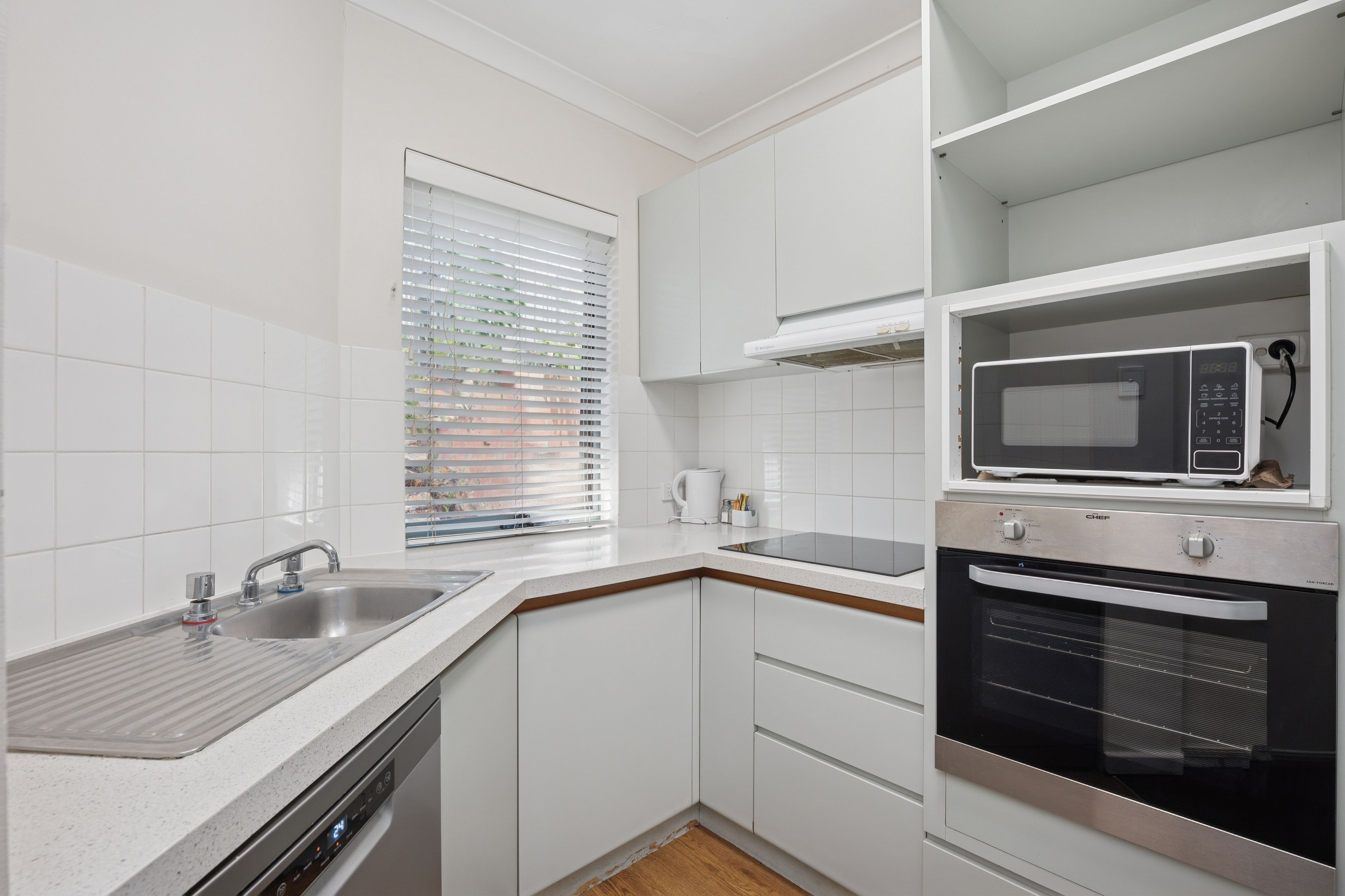 38/137 Melville Parade, Como, WA 6152