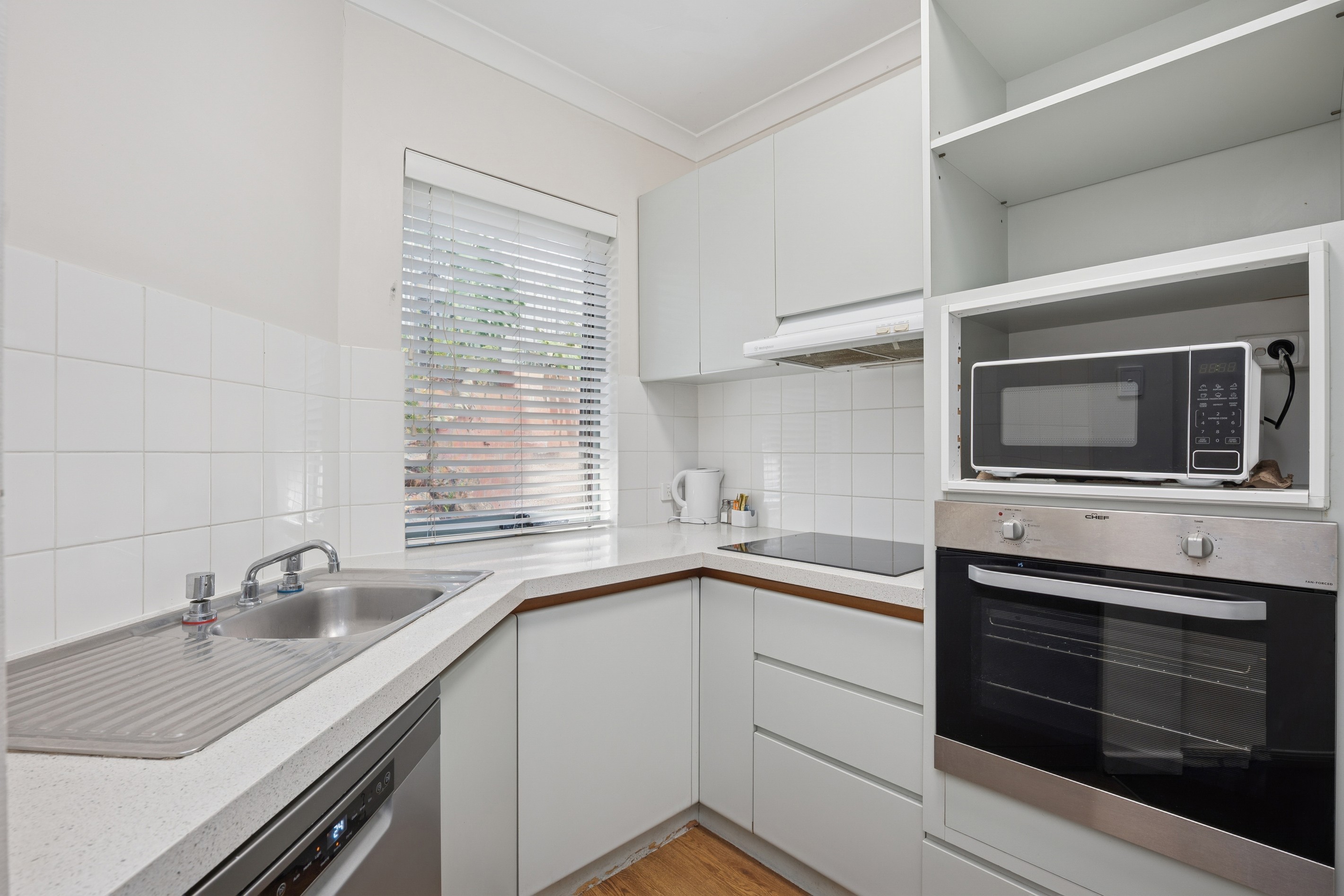 38/137 Melville Parade, Como, WA 6152