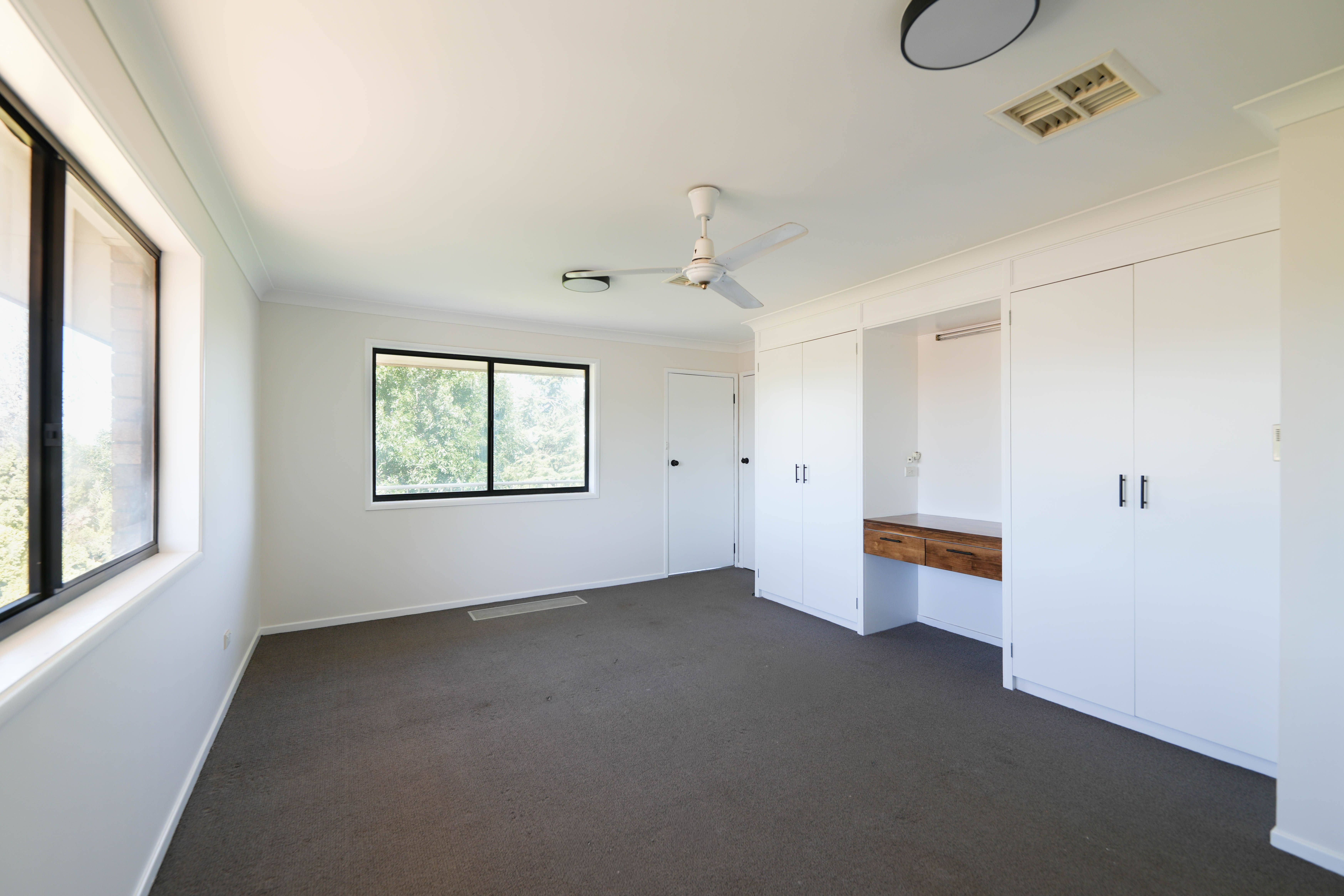 10 Bowditch Crescent — photo 9 of 17