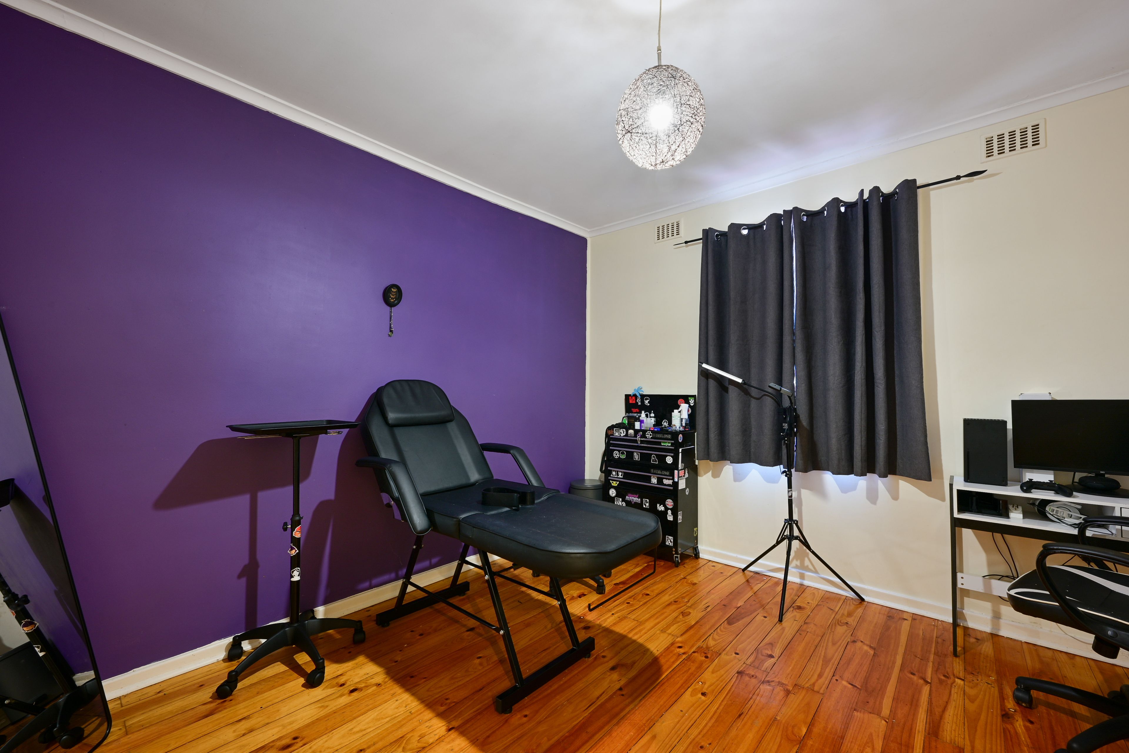 15 Hughes Street — photo 8 of 9