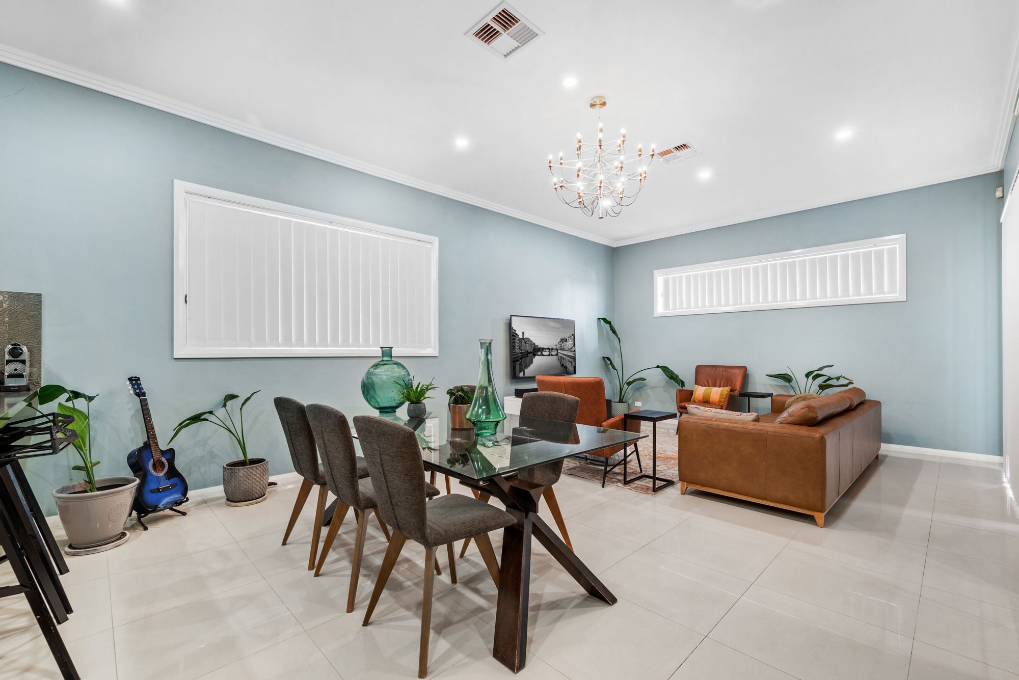 11 Baw Baw Avenue, Minto, NSW 2566