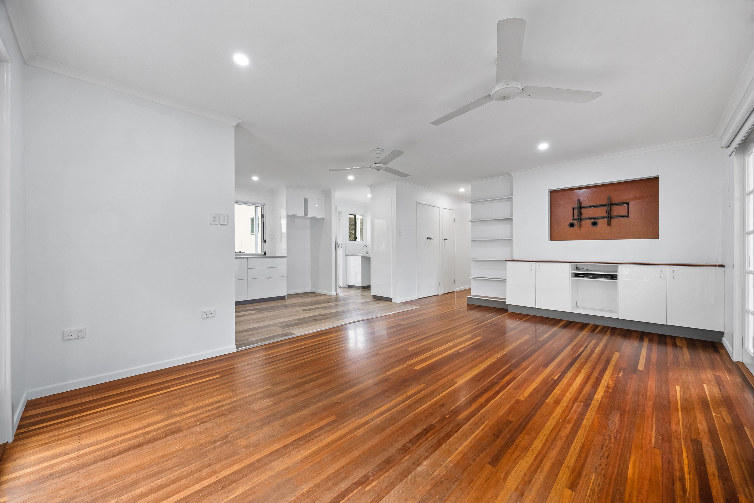 28 Charles Street — photo 6 of 22