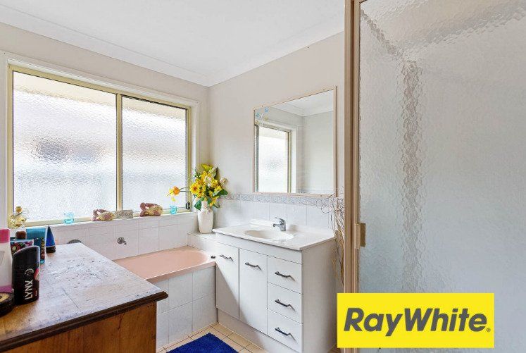 10 Filbert Court, Crestmead, QLD 4132