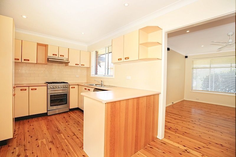 5 Crest Avenue, North Nowra, NSW 2541