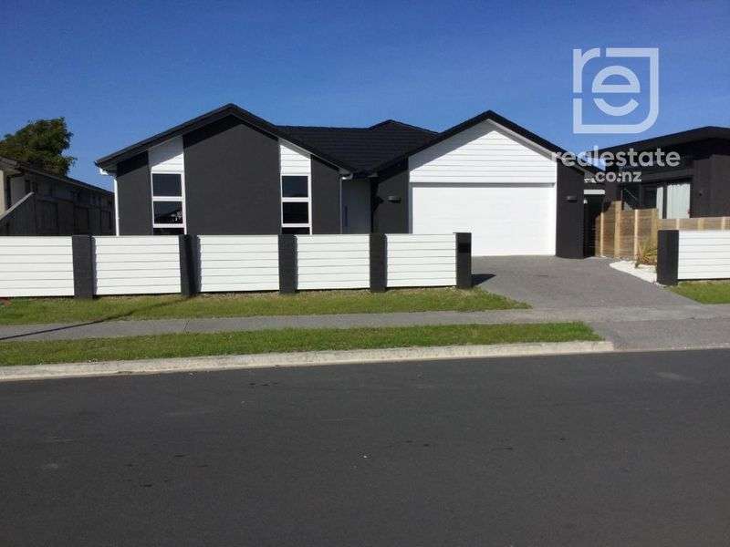 41 Awatira Drive photo 0