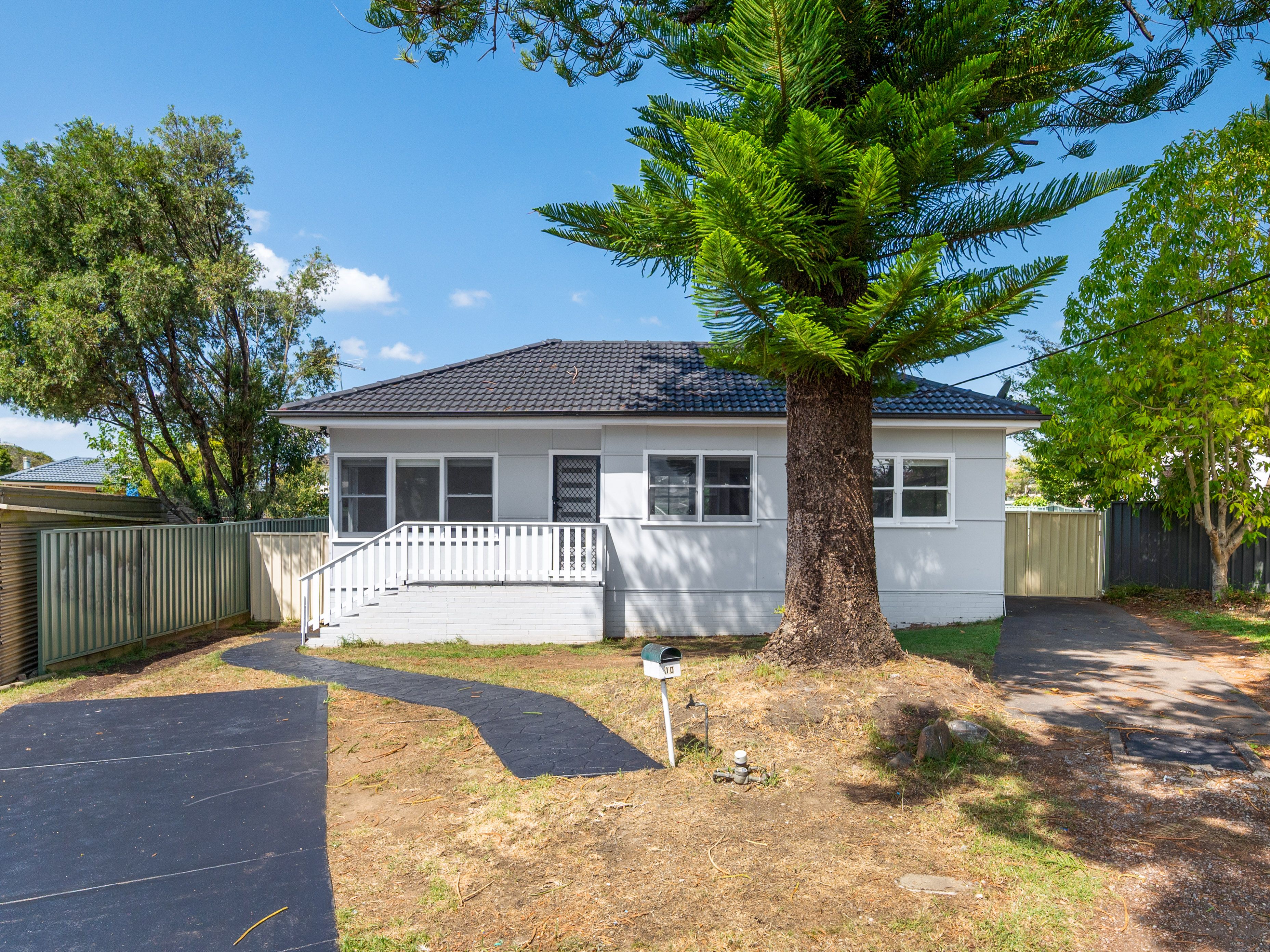 10 Lawson Street, Campbelltown NSW 2560
