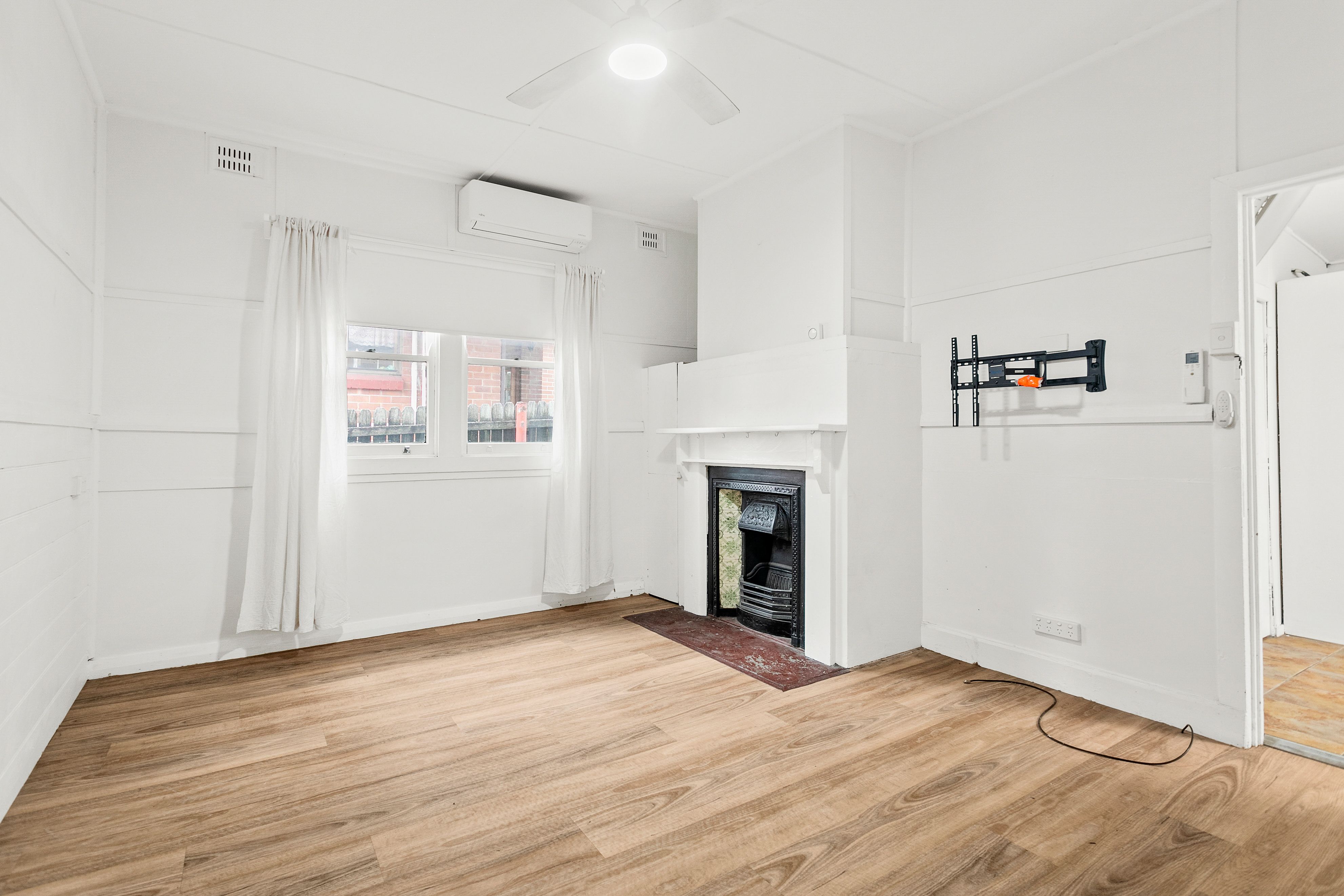 15 Birmingham Street, Cringila, NSW 2502