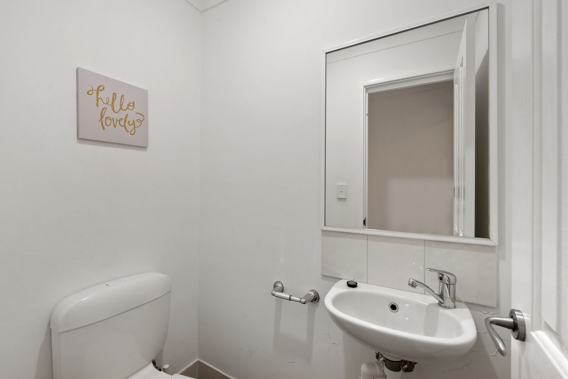Stylish Double Storey Living in an Unbeatable Kewdale Location — photo 10 of 18